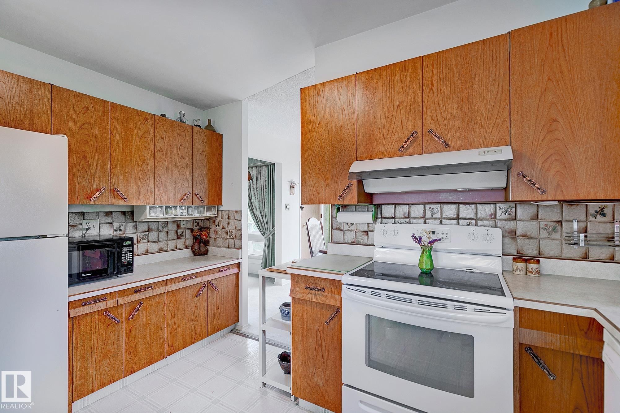 140 Windermere Drive, Edmonton, AB