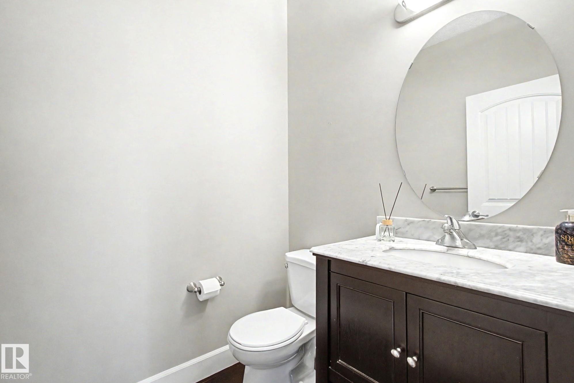 1932 67 Street, Edmonton, AB - Indoor Photo Showing Bathroom