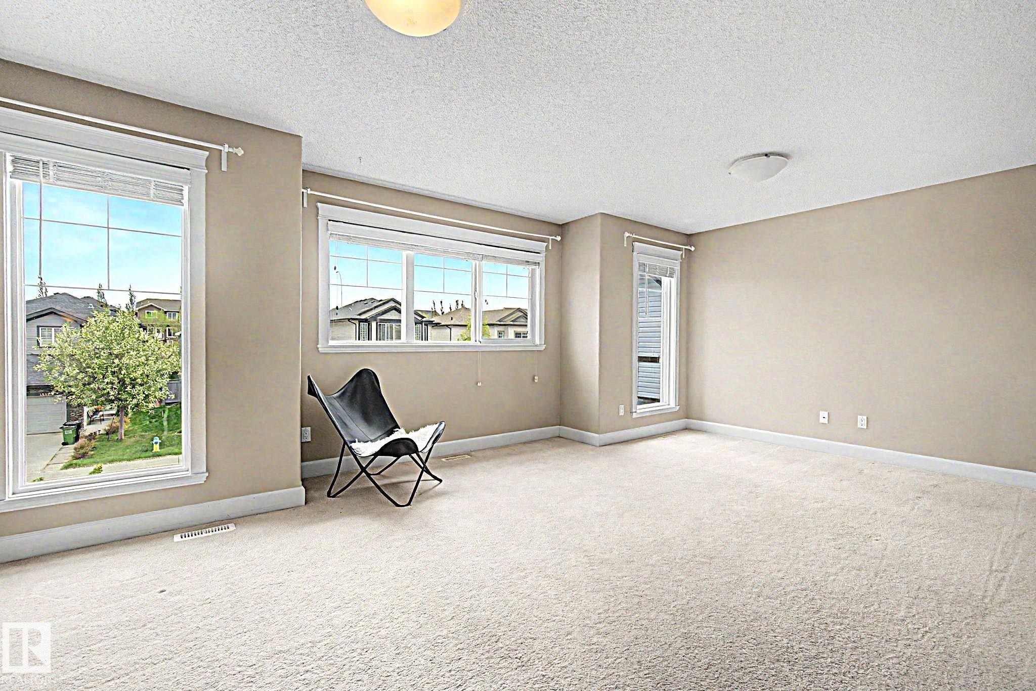 1932 67 Street, Edmonton, AB - Indoor Photo Showing Other Room