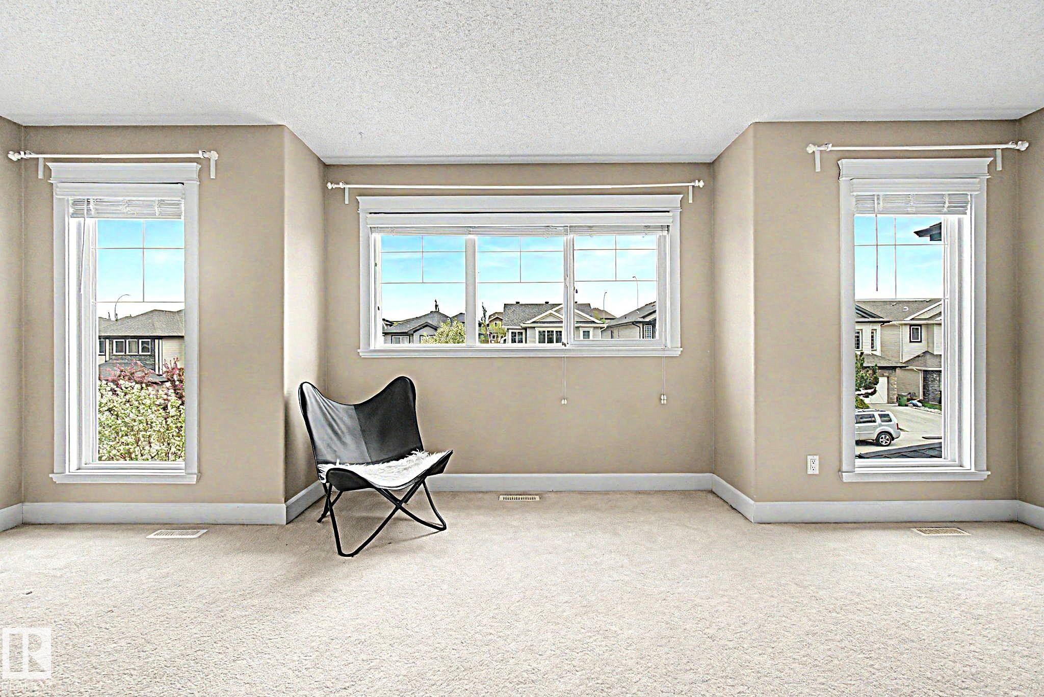 1932 67 Street, Edmonton, AB - Indoor Photo Showing Other Room