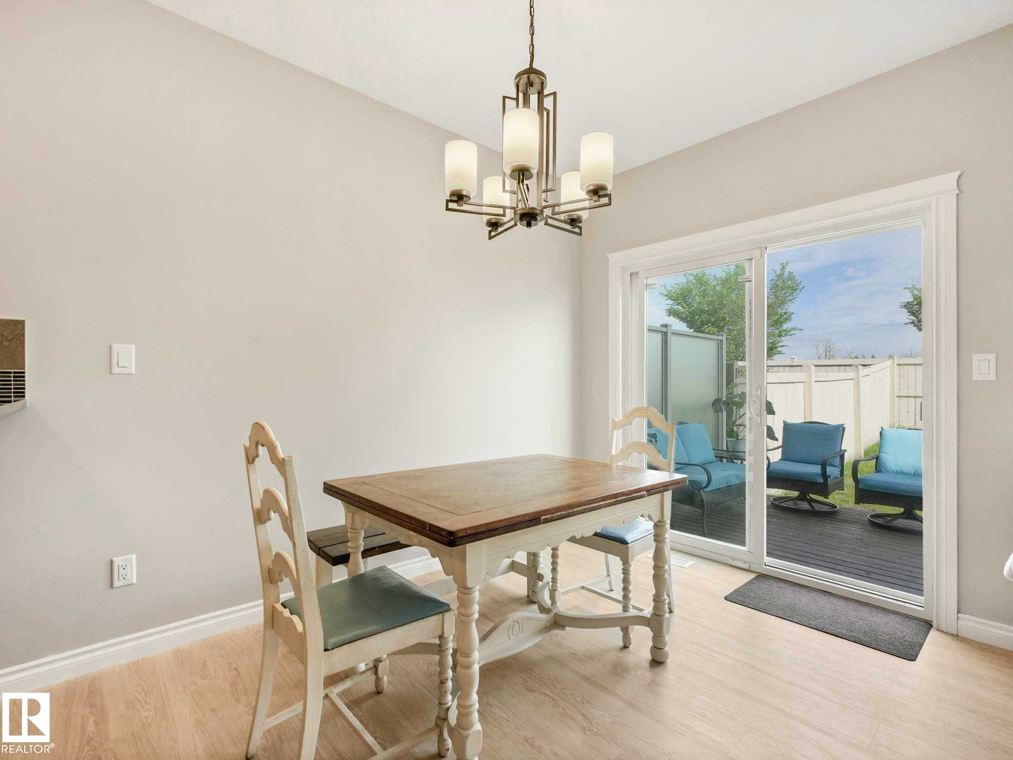 16124 10 Avenue, Edmonton, AB