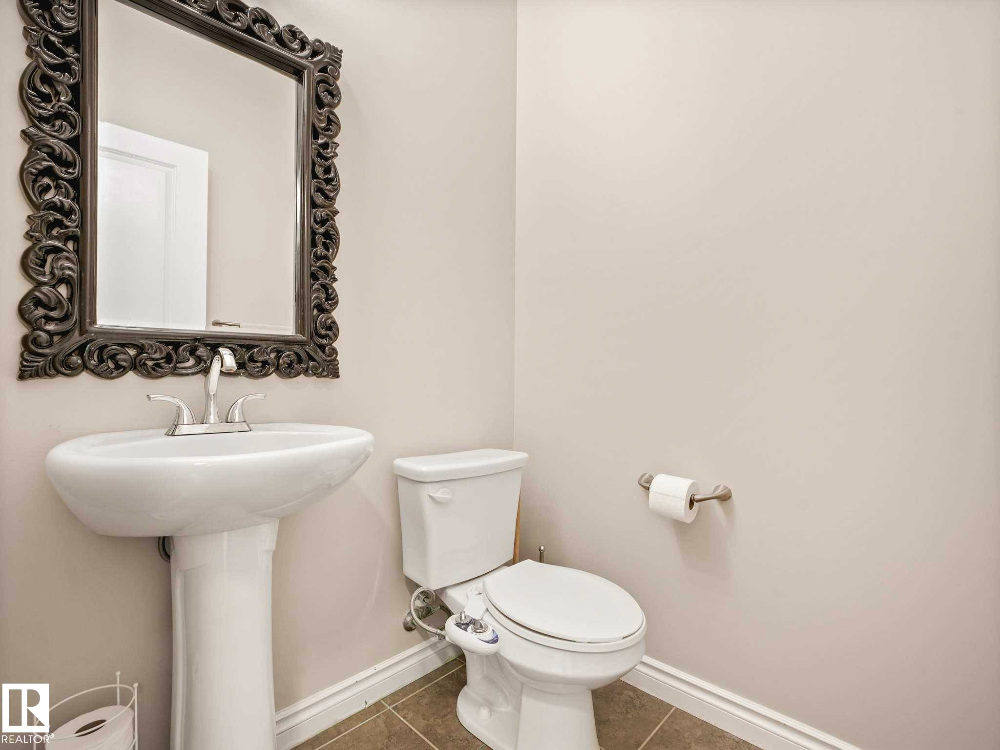 16124 10 Avenue, Edmonton, AB