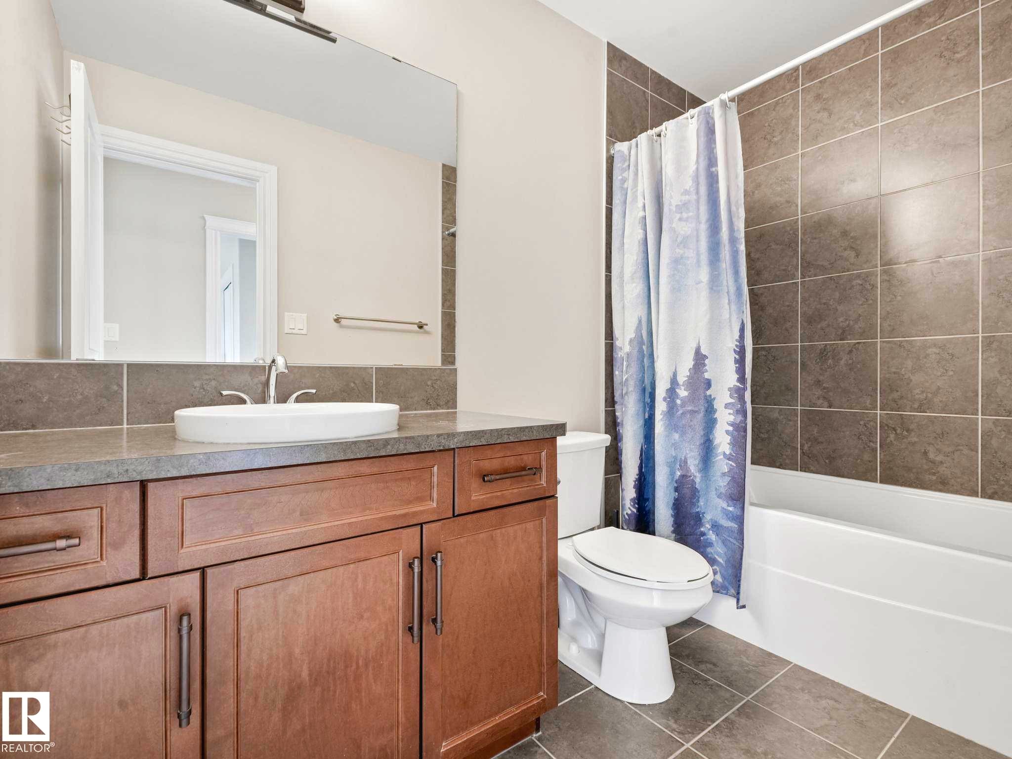 16124 10 Avenue, Edmonton, AB