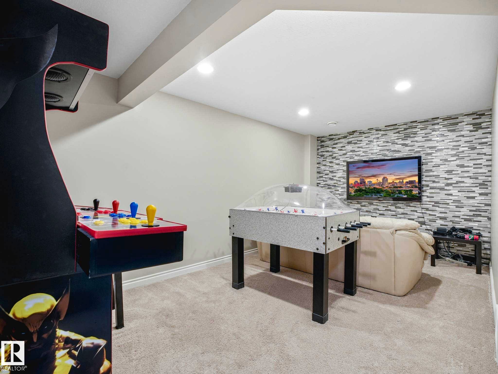 16124 10 Avenue, Edmonton, AB