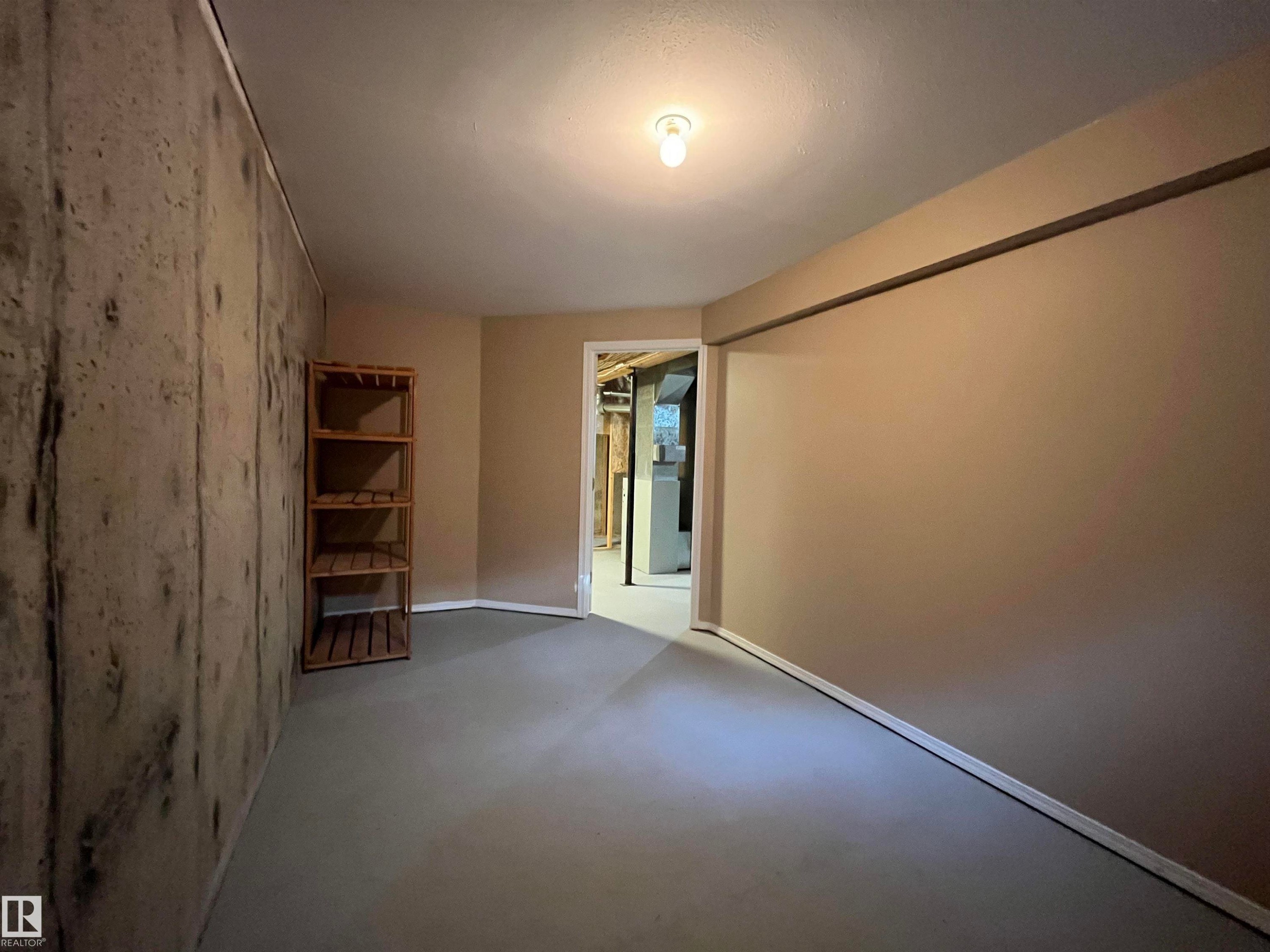 2 61 Michigan Street, Devon, AB