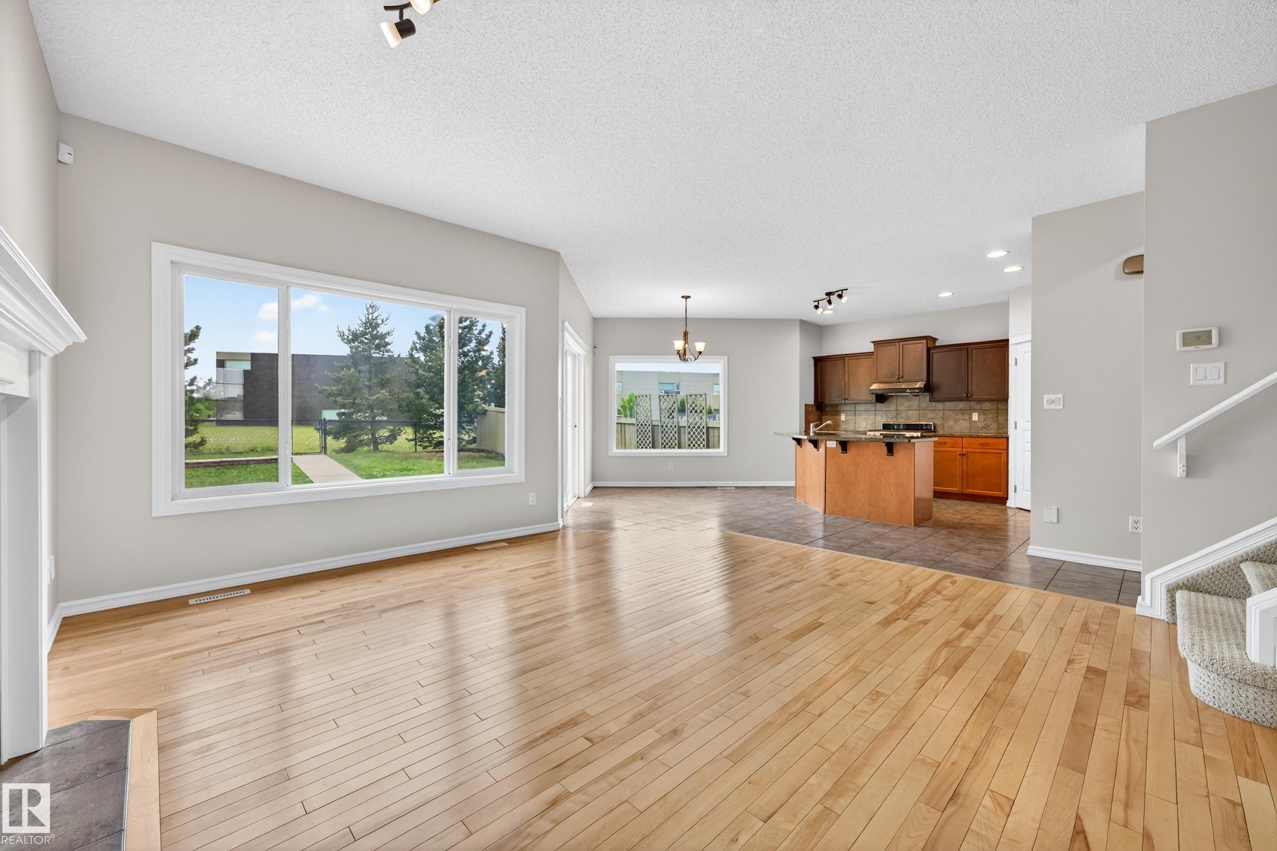 665 Leger Way, Edmonton, AB