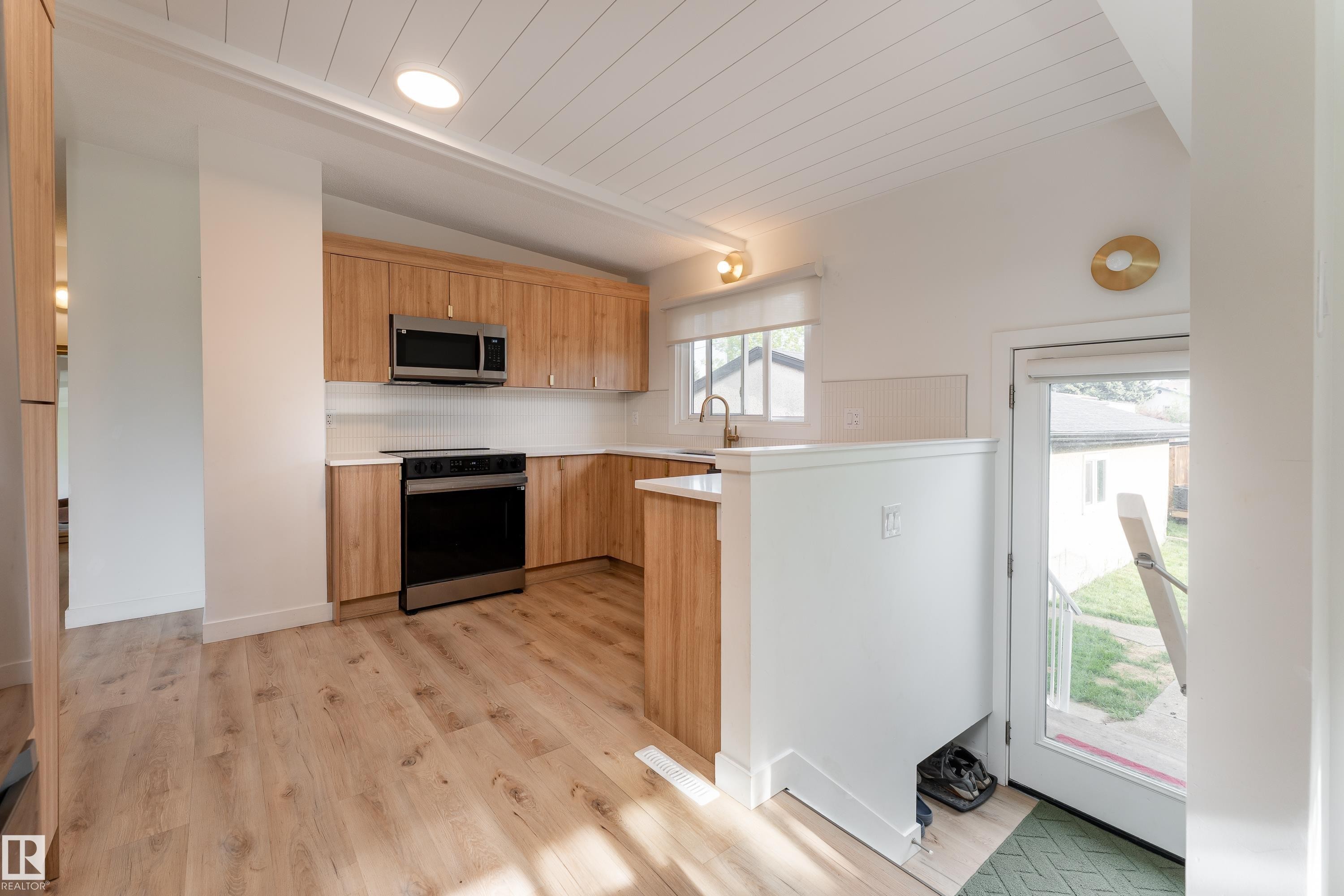 7107 87 Avenue, Edmonton, AB