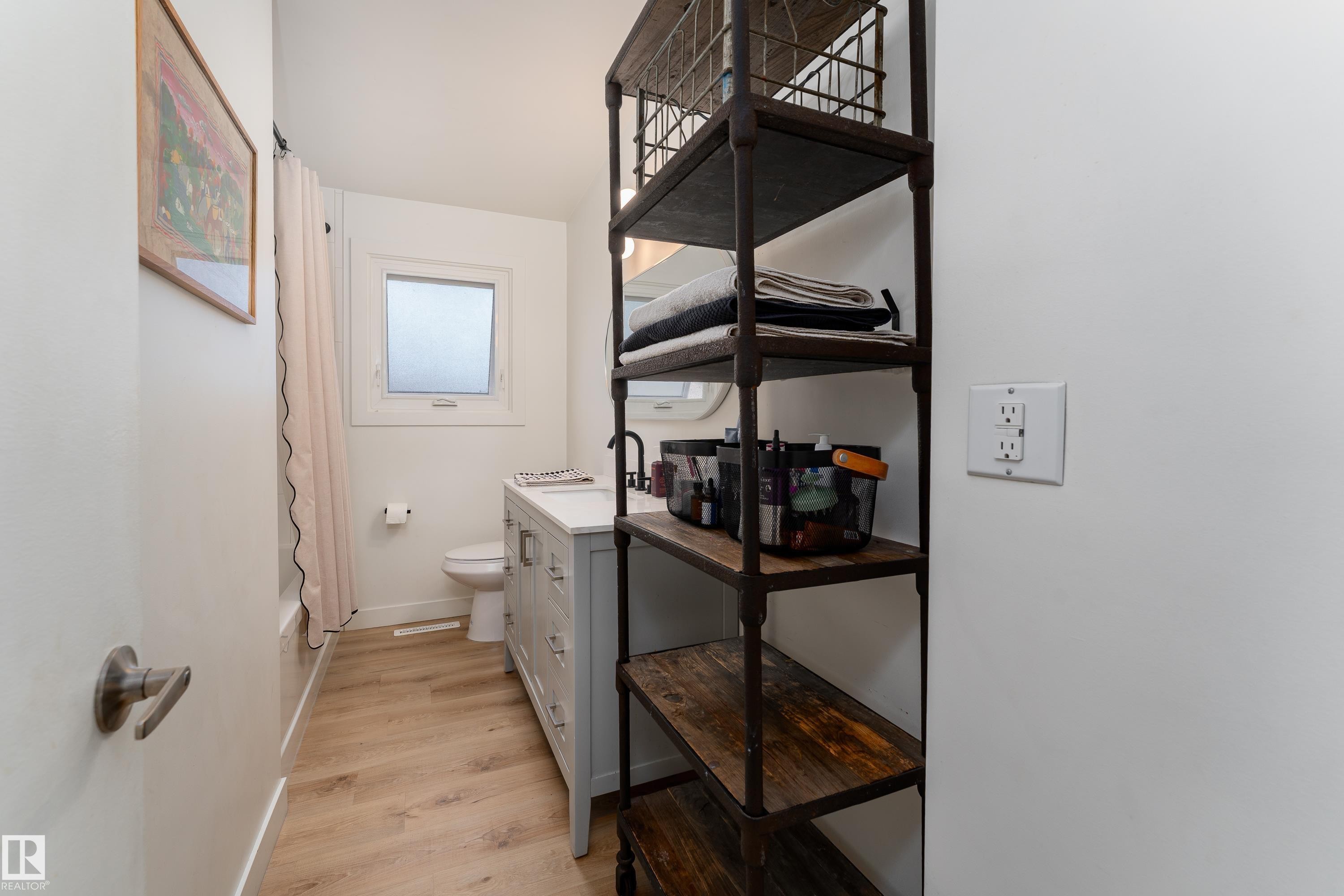 7107 87 Avenue, Edmonton, AB