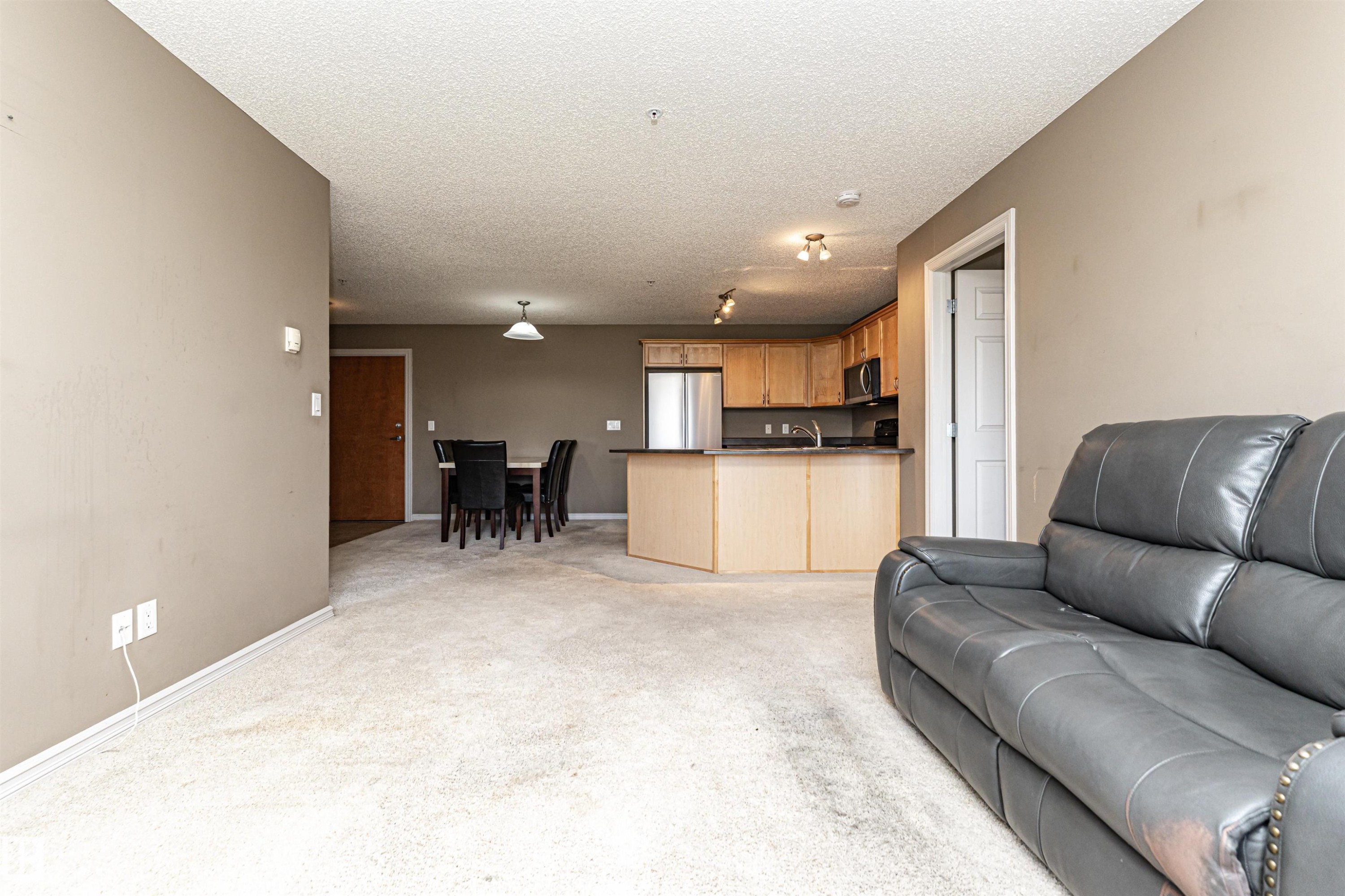 318 13830 150 Avenue, Edmonton, AB