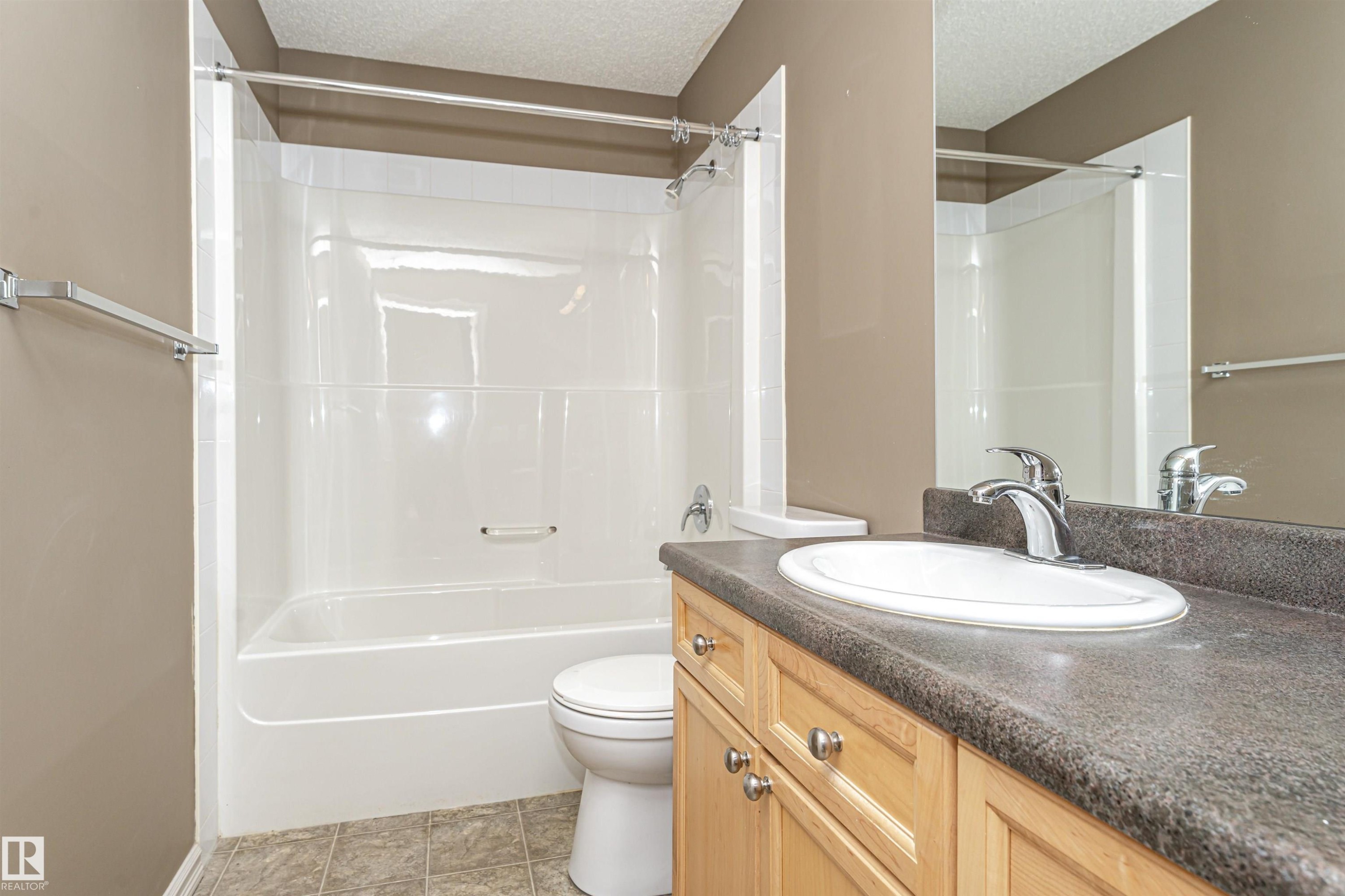 318 13830 150 Avenue, Edmonton, AB