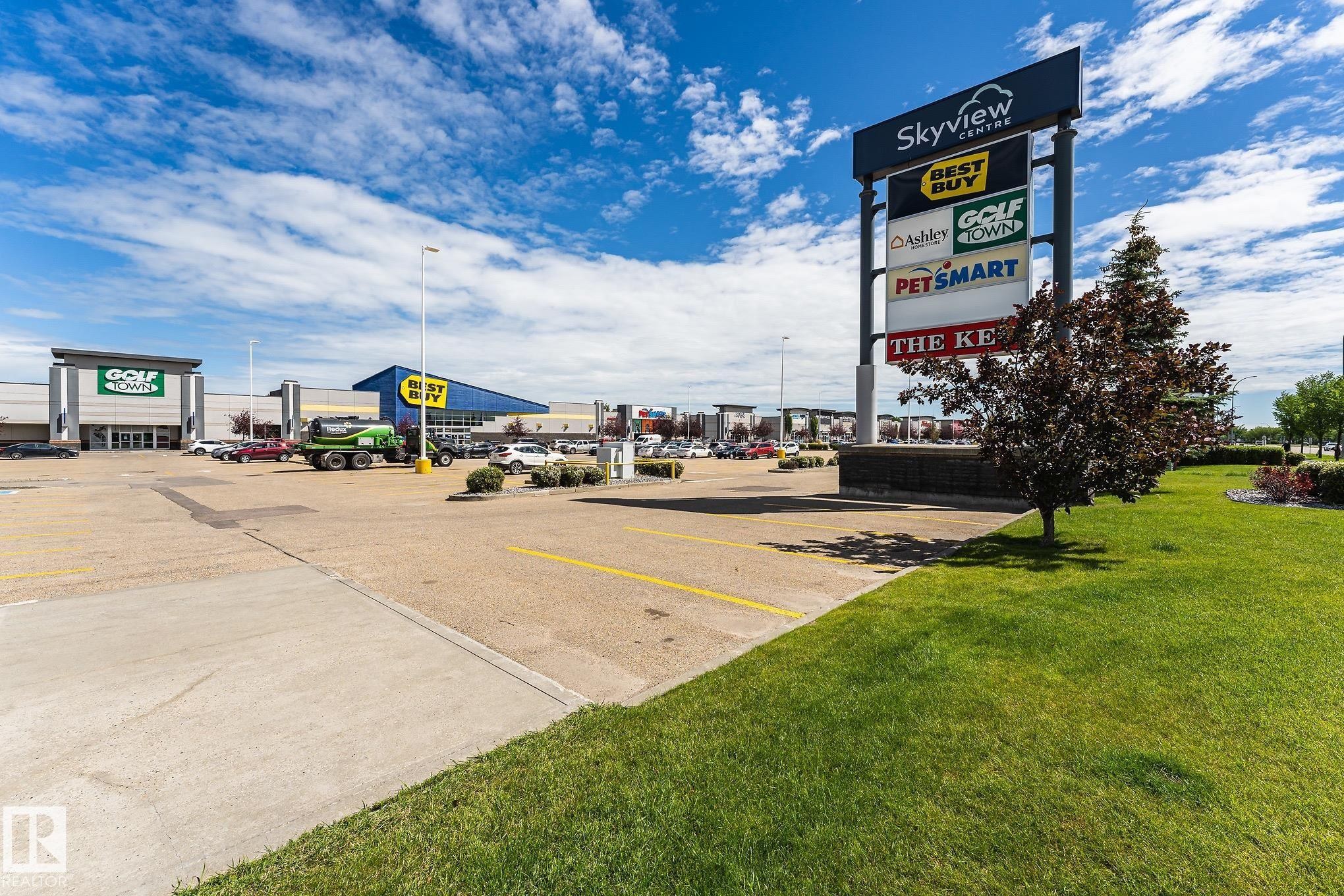 318 13830 150 Avenue, Edmonton, AB