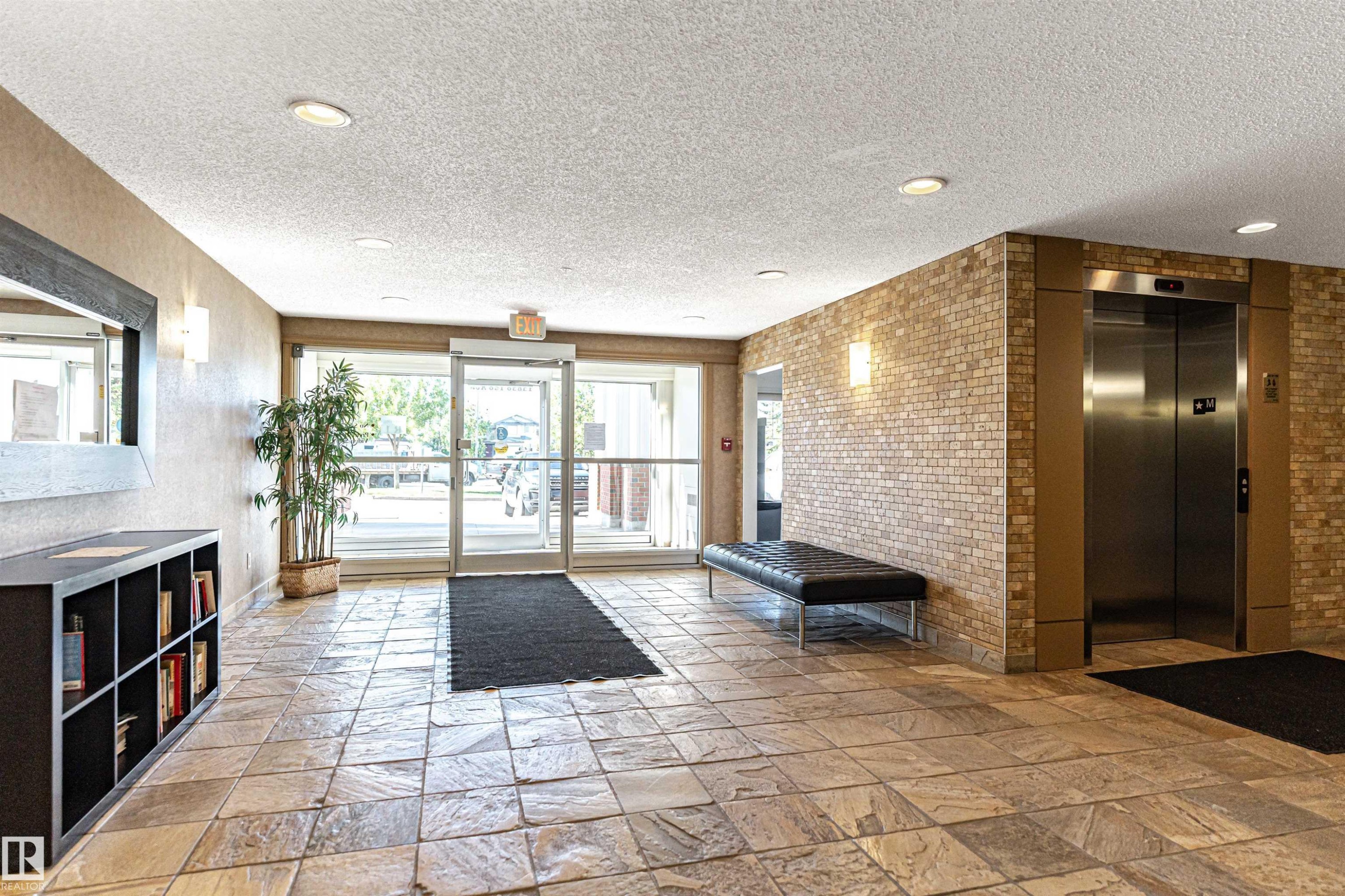 318 13830 150 Avenue, Edmonton, AB