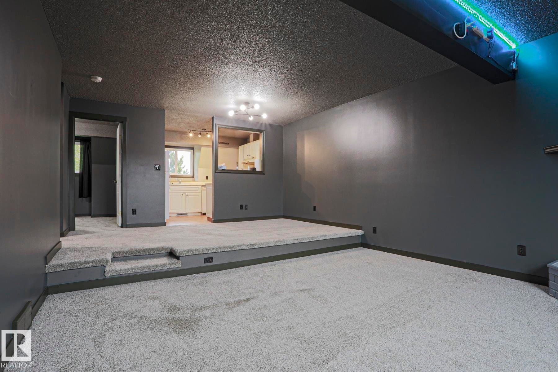 3959 62 Street Nw, Edmonton, AB - Indoor Photo Showing Other Room