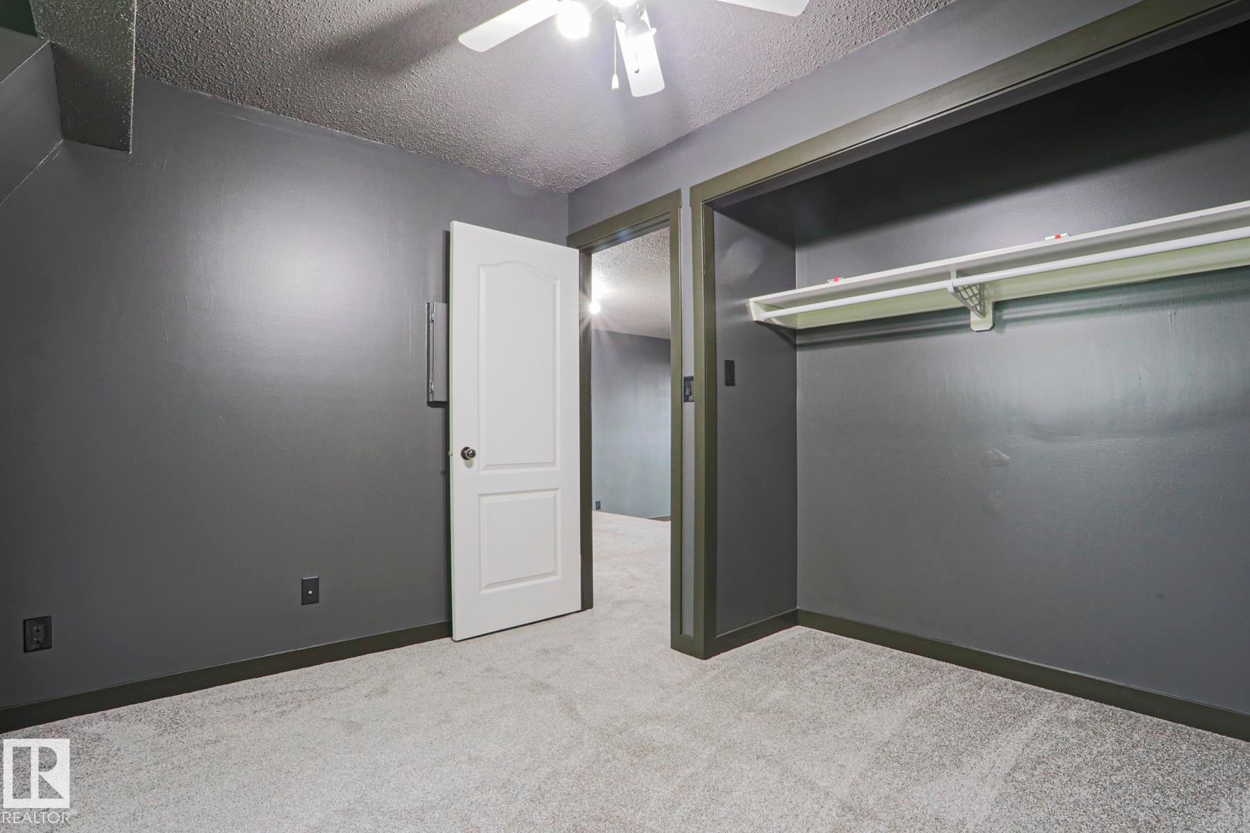 3959 62 Street Nw, Edmonton, AB - Indoor Photo Showing Other Room