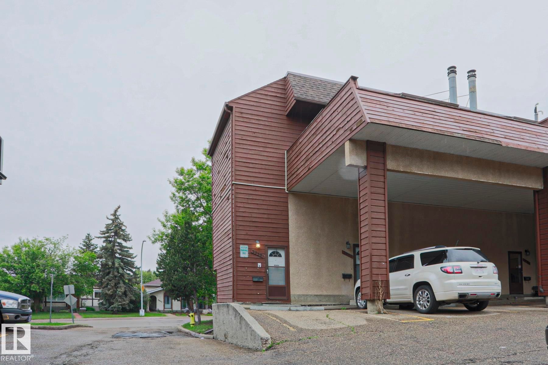 3959 62 Street Nw, Edmonton, AB - Outdoor