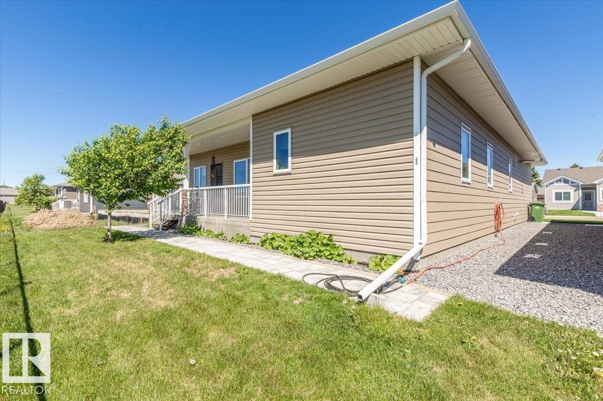 22 6519 46 Street, Wetaskiwin, AB