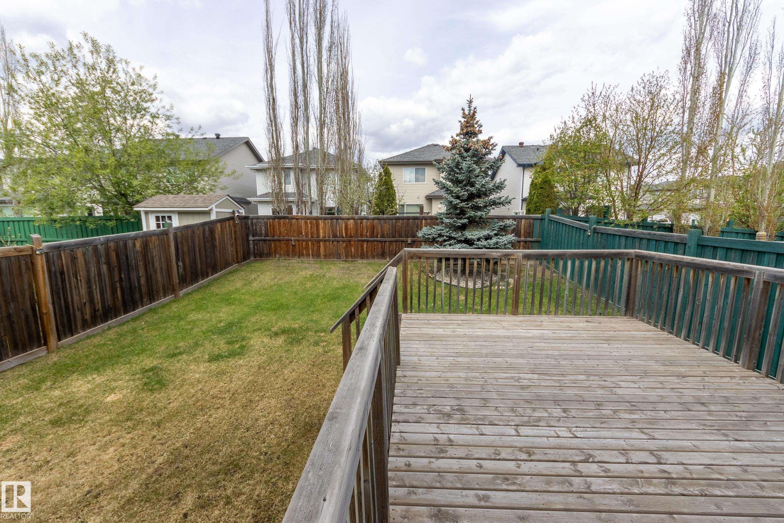 2426 Hagen Way, Edmonton, AB - Outdoor