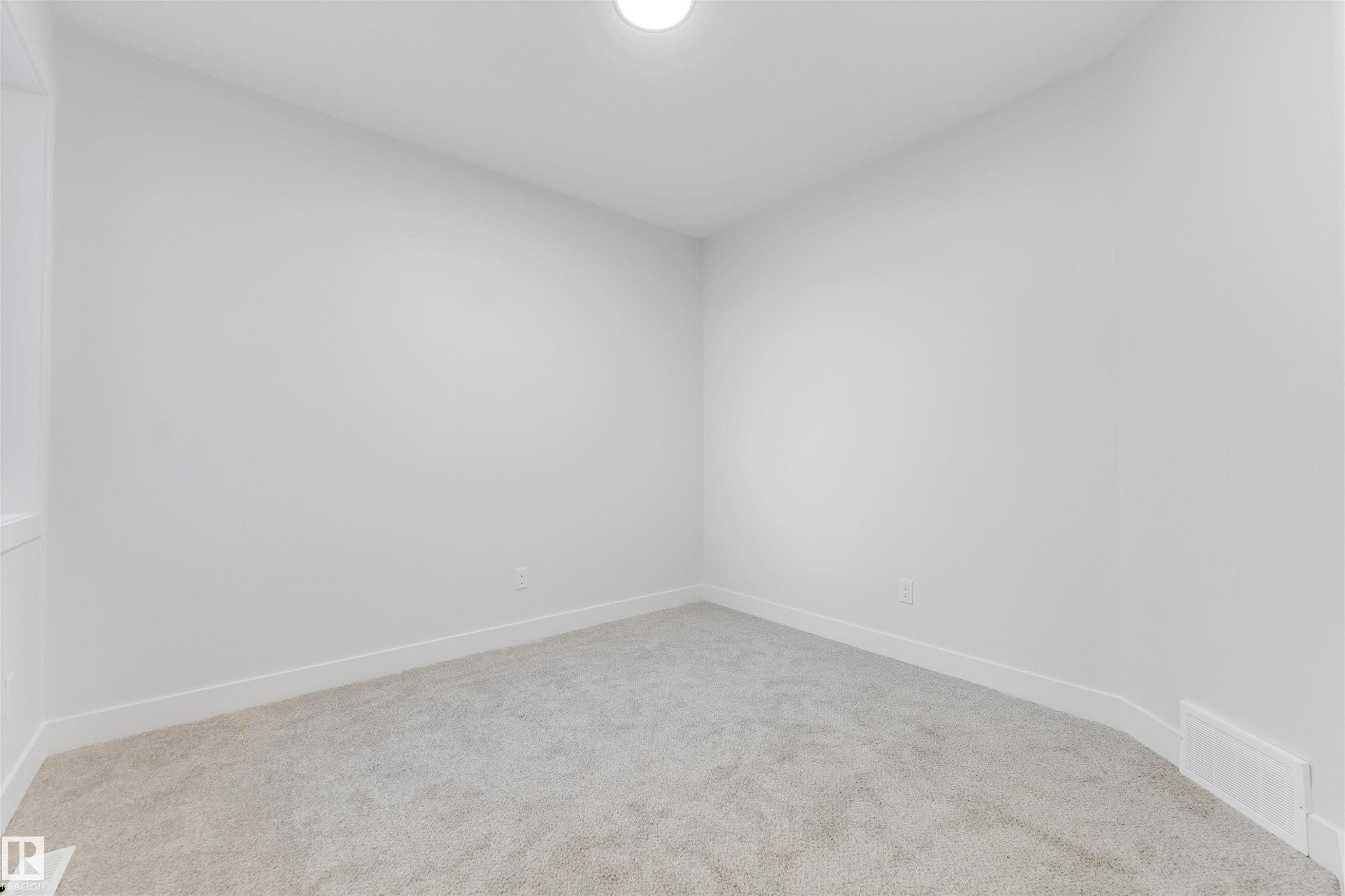 22740 82 Avenue, Edmonton, AB