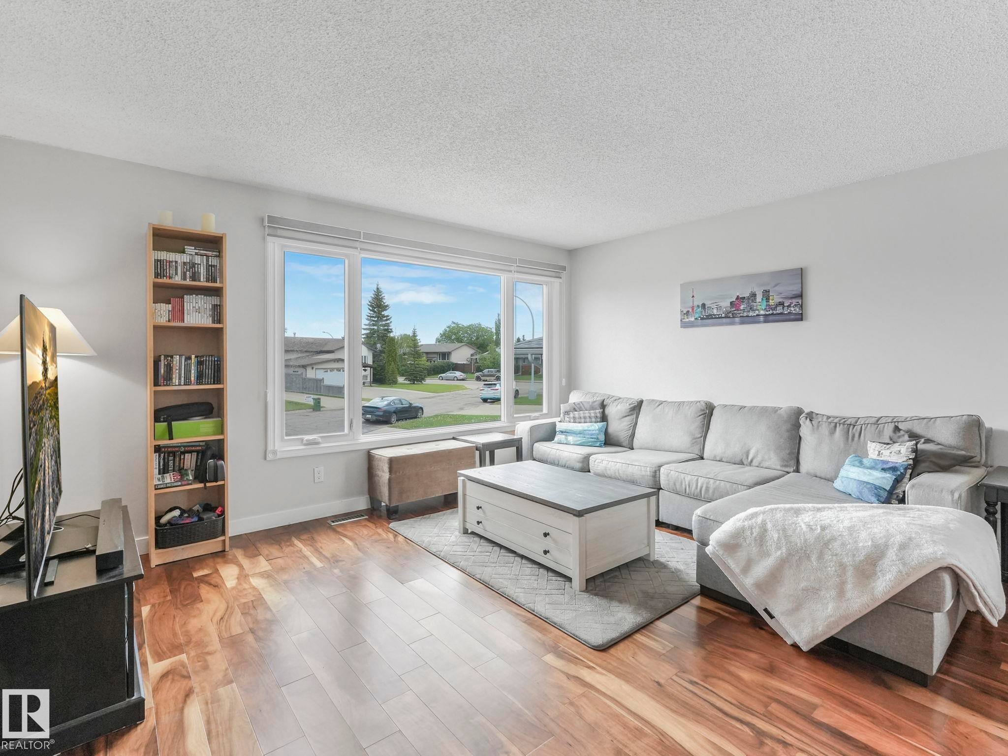 180 Dunluce Road, Edmonton, AB