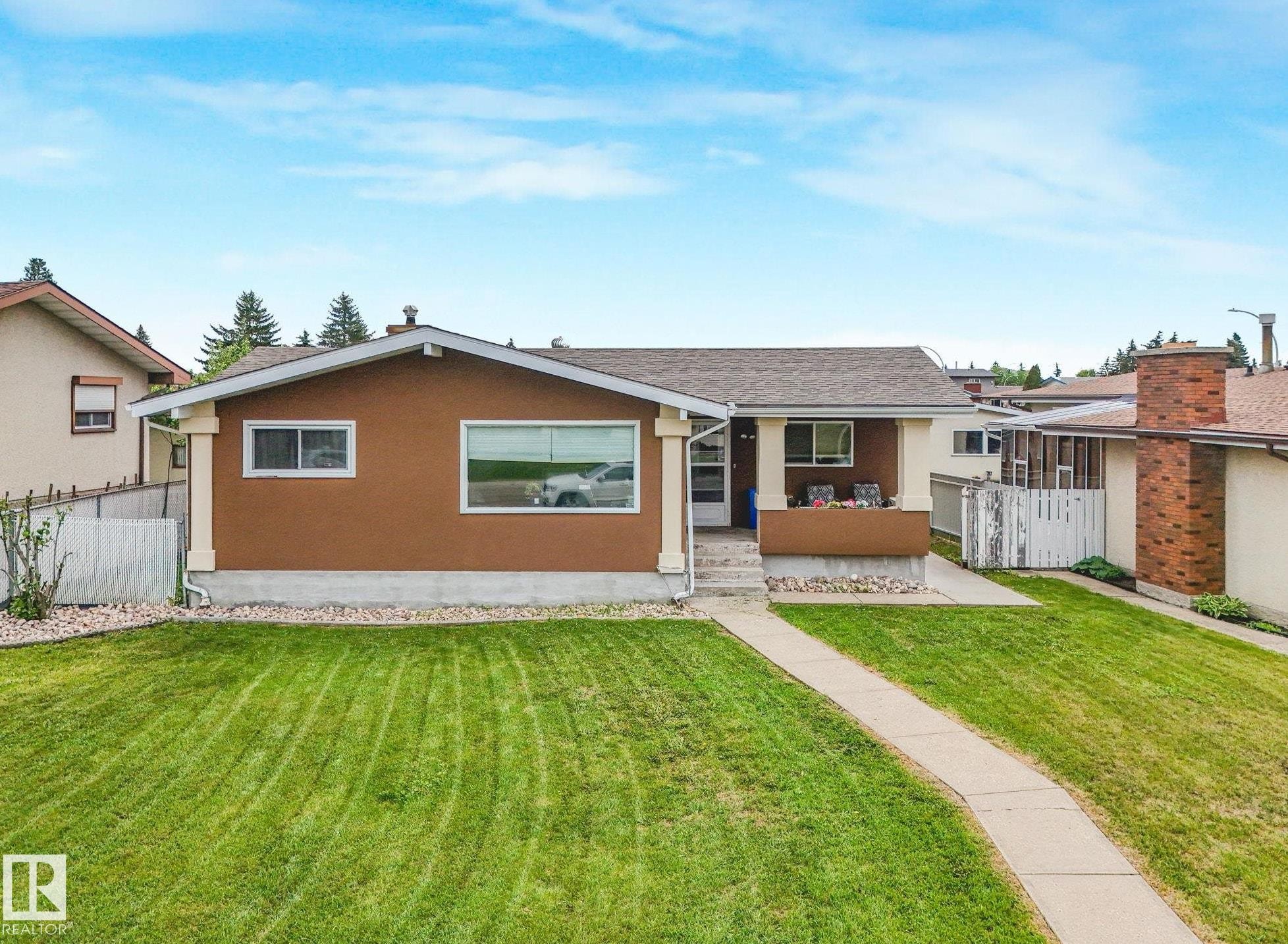 13807 92 Street, Edmonton, AB