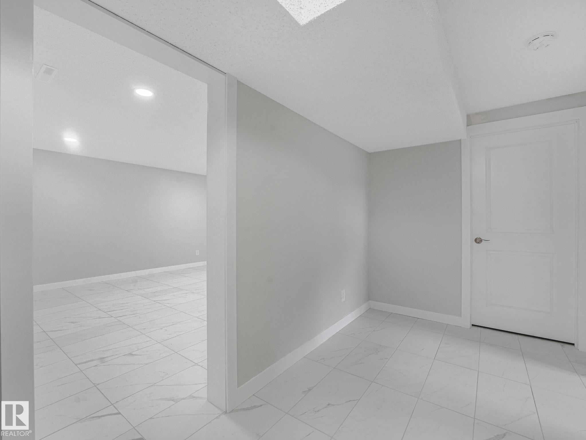 13807 92 Street, Edmonton, AB