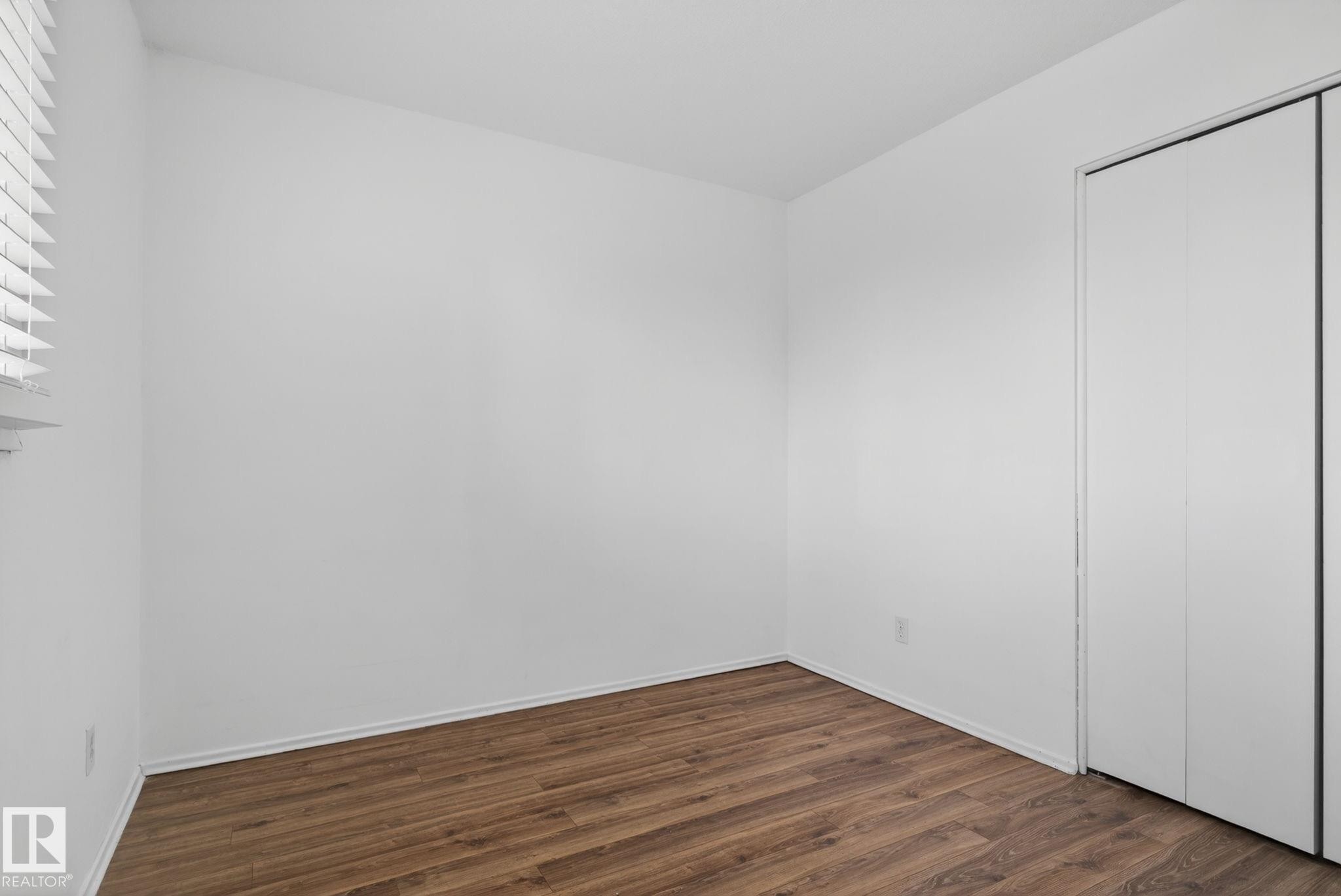 6203 122 Avenue, Edmonton, AB
