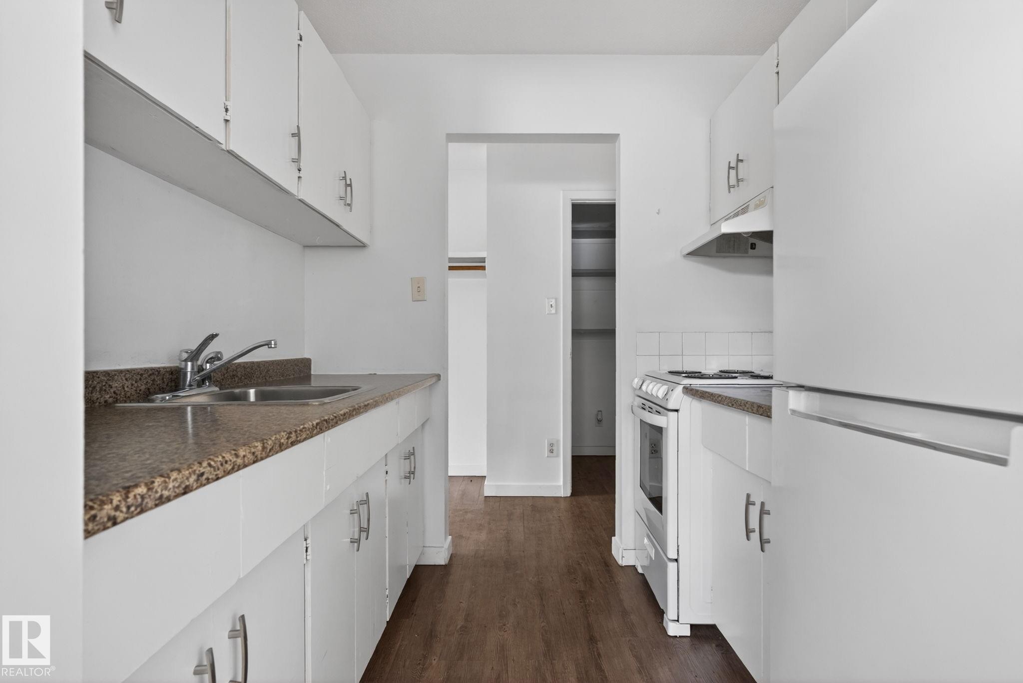 6203 122 Avenue, Edmonton, AB