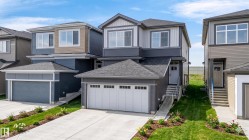 8108 230 Street Edmonton, AB T5T 7Y1