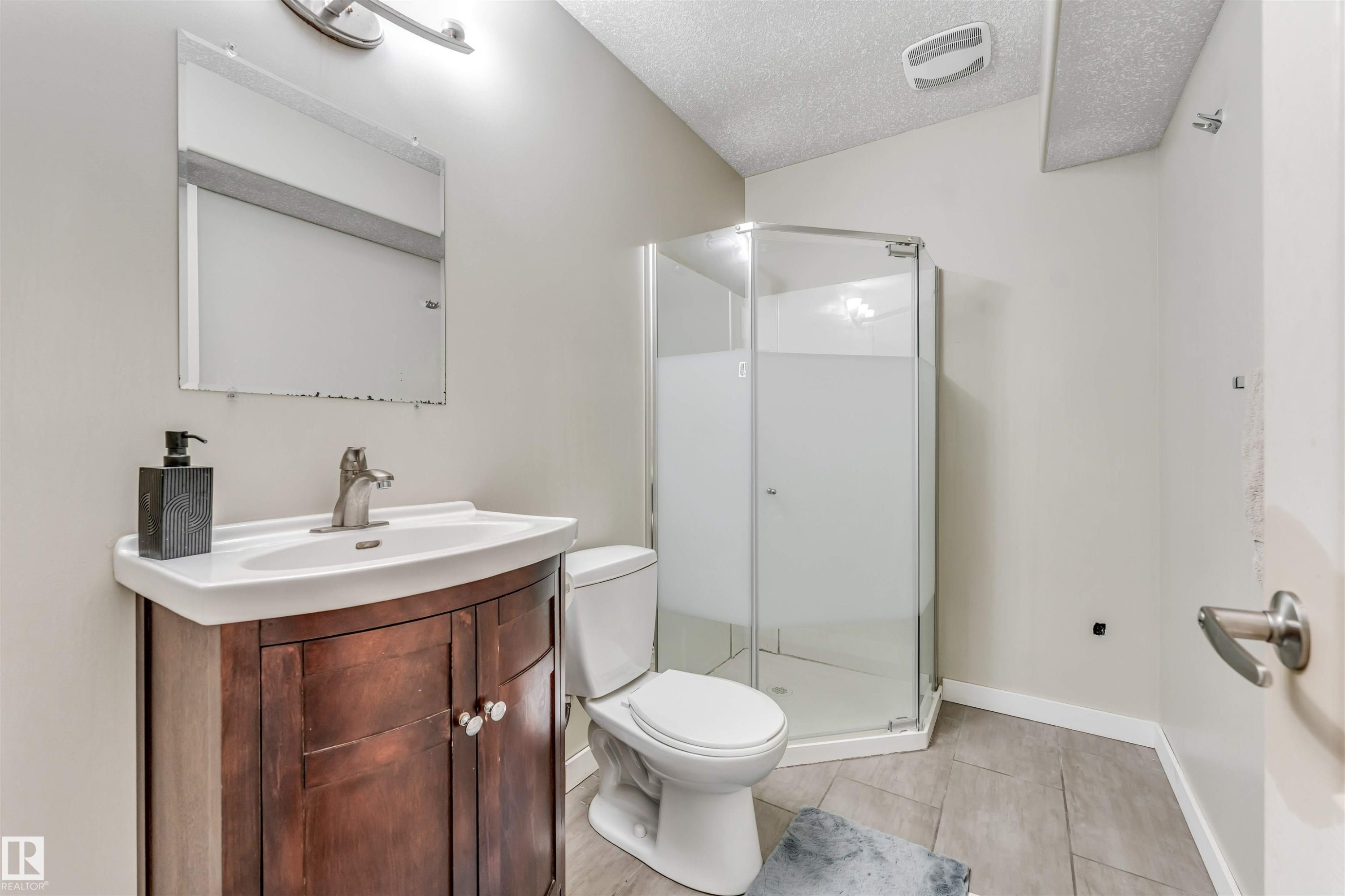 3311 21 Street, Edmonton, AB