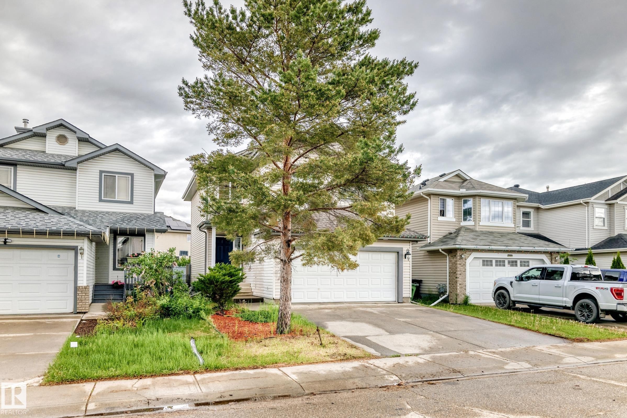 21208 89A Avenue, Edmonton, AB