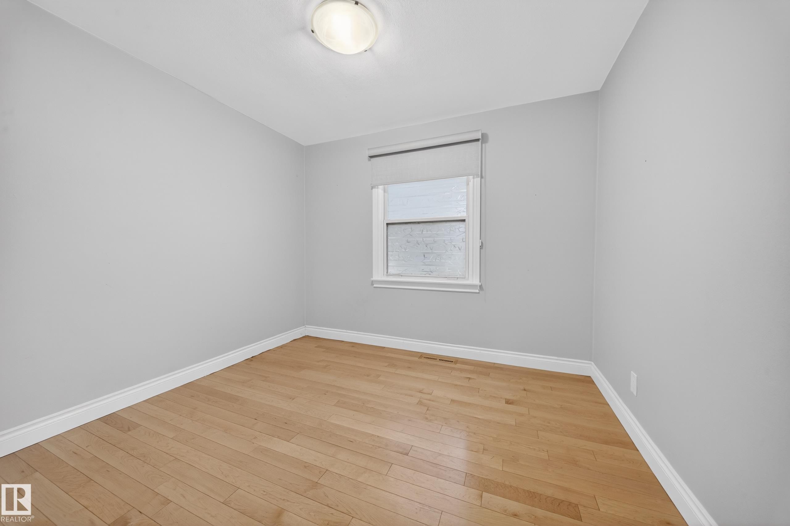 8706 83 Avenue, Edmonton, AB