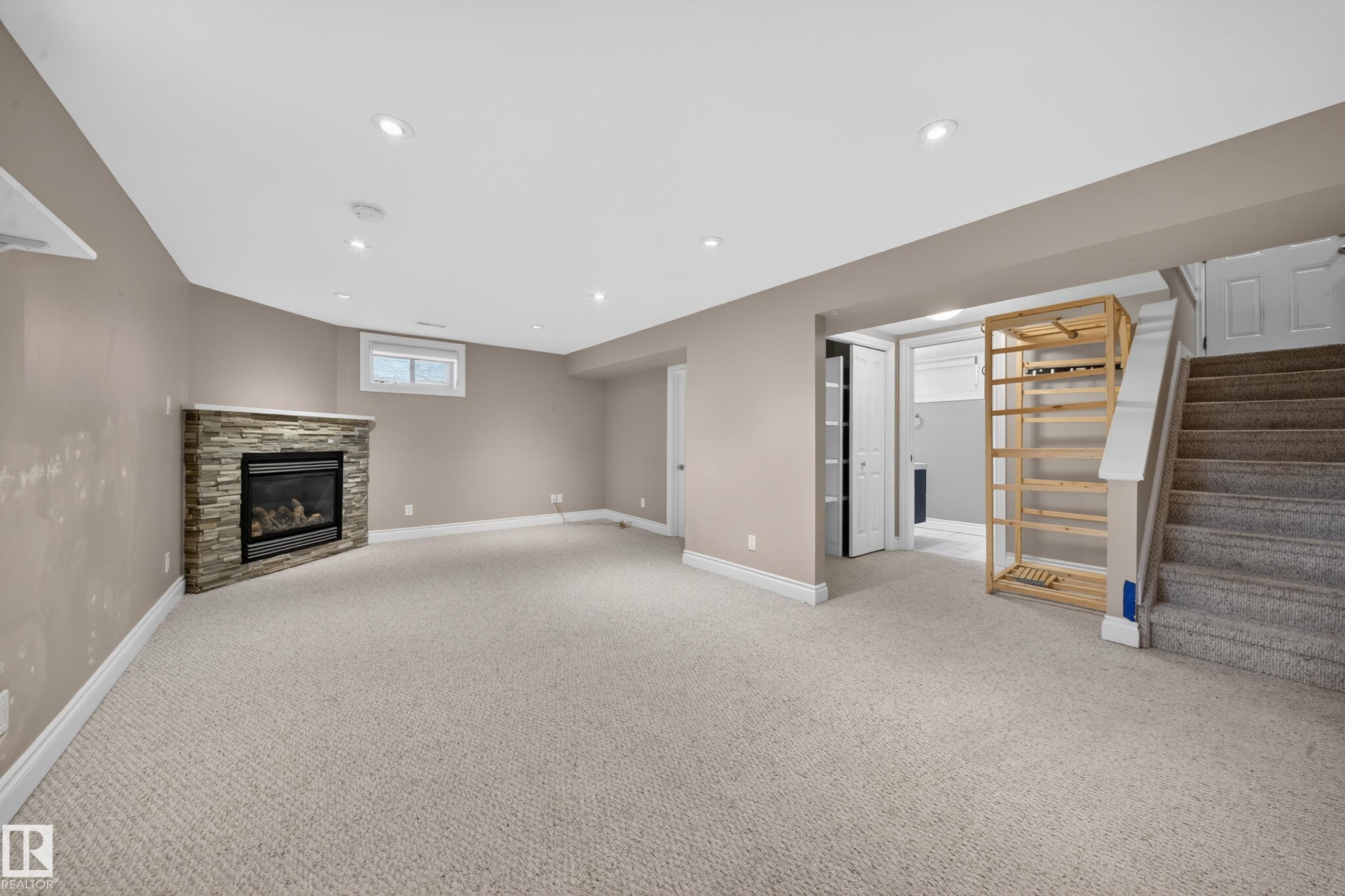 8706 83 Avenue, Edmonton, AB