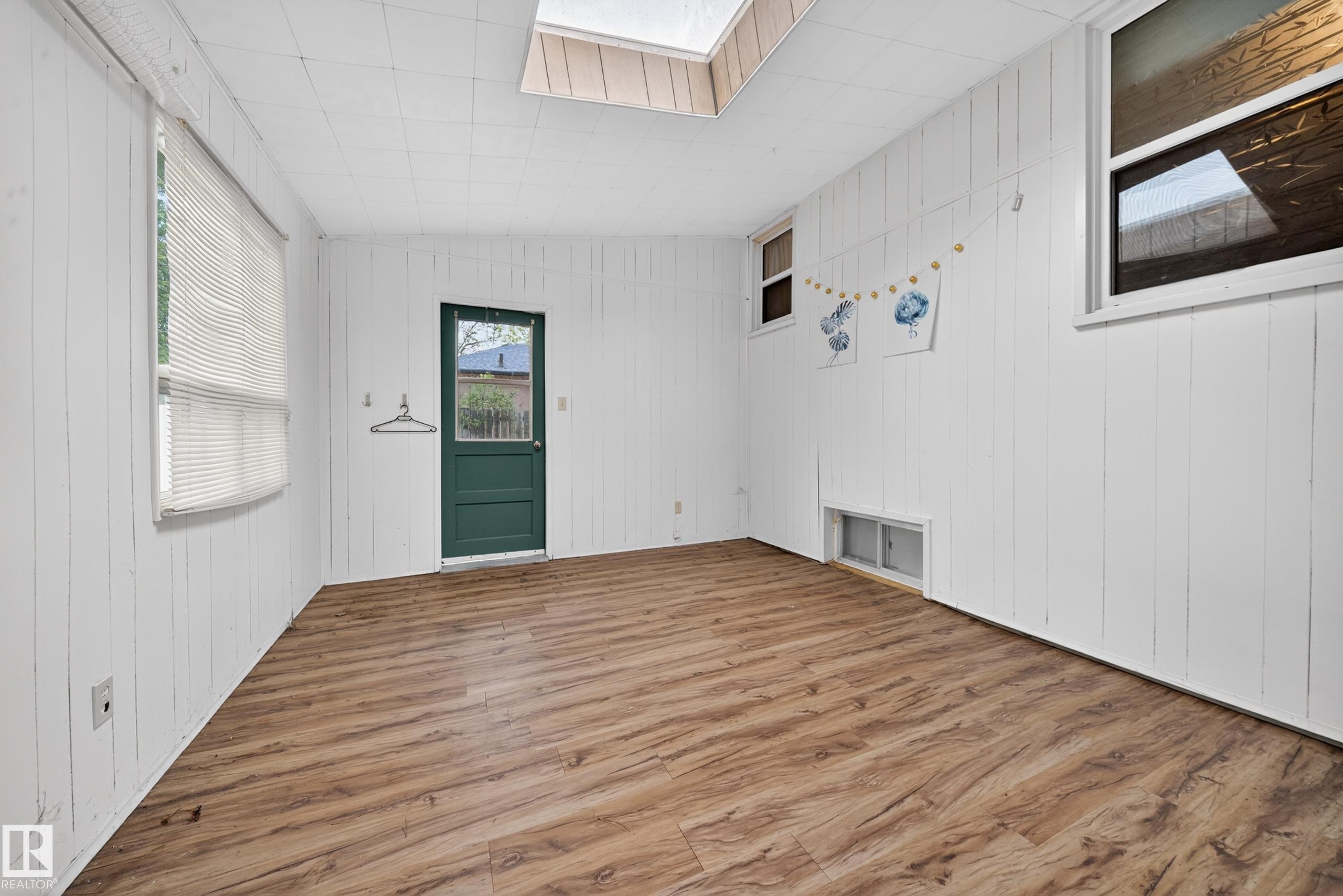 8706 83 Avenue, Edmonton, AB