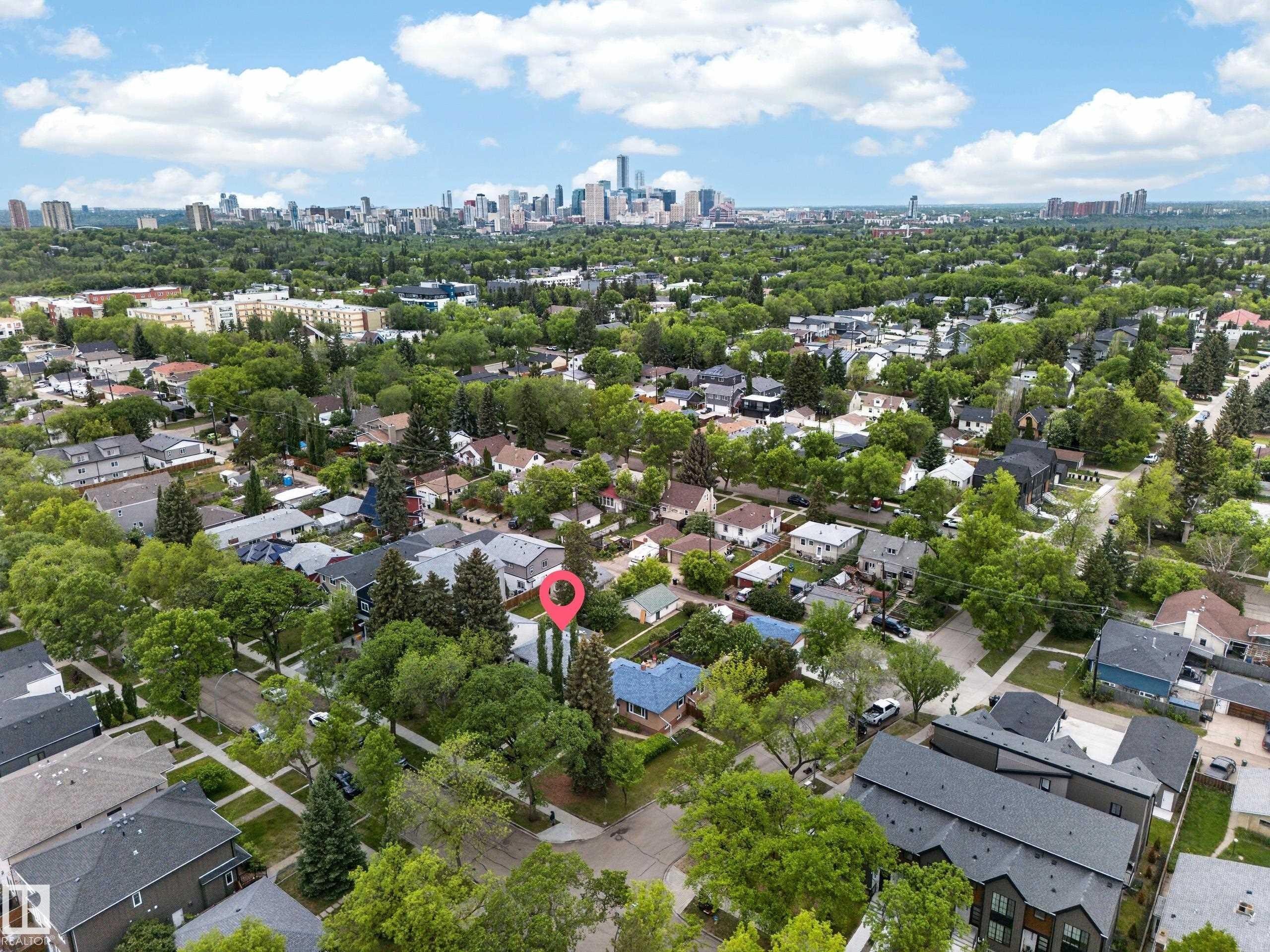 8706 83 Avenue, Edmonton, AB
