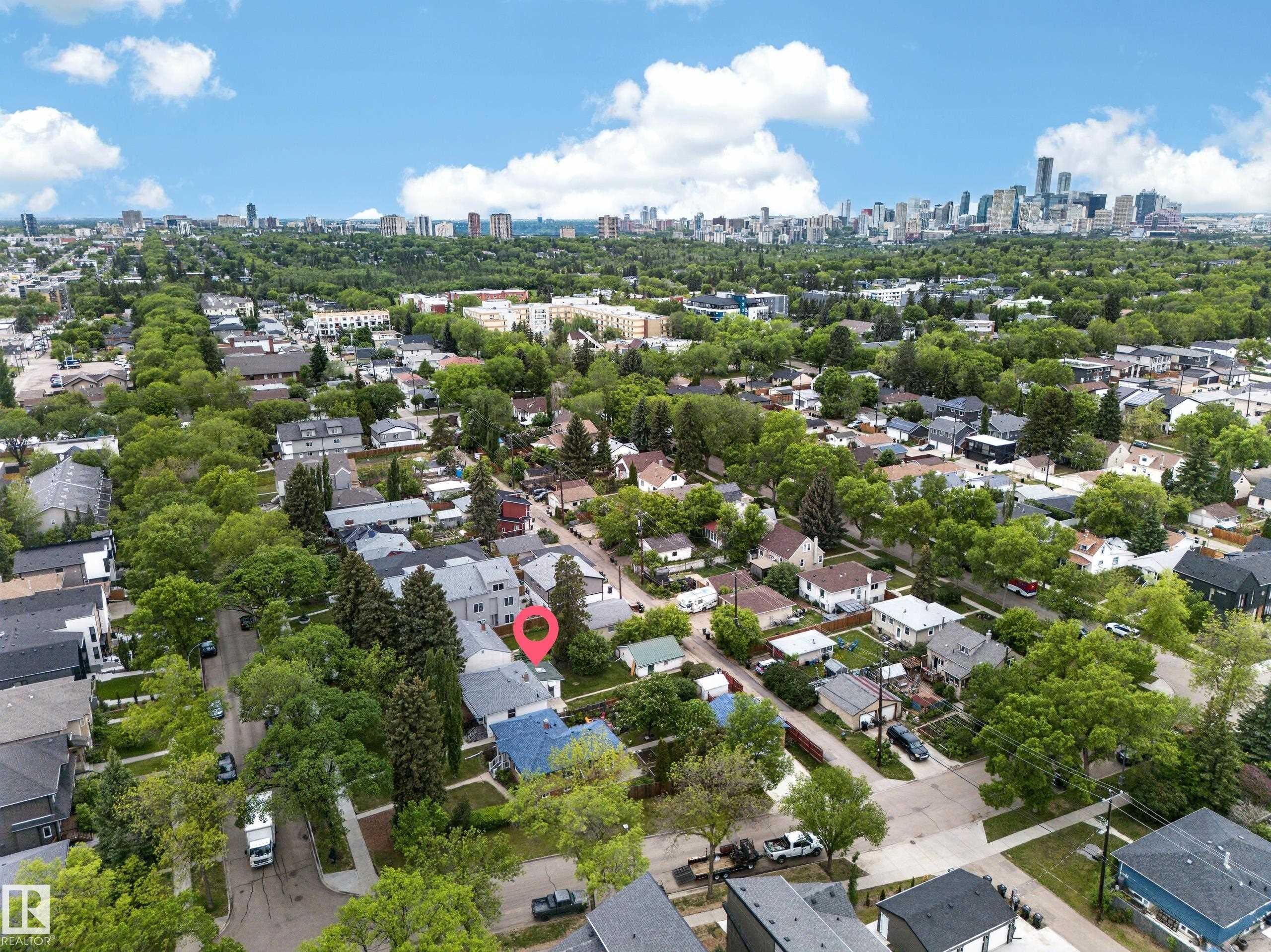 8706 83 Avenue, Edmonton, AB