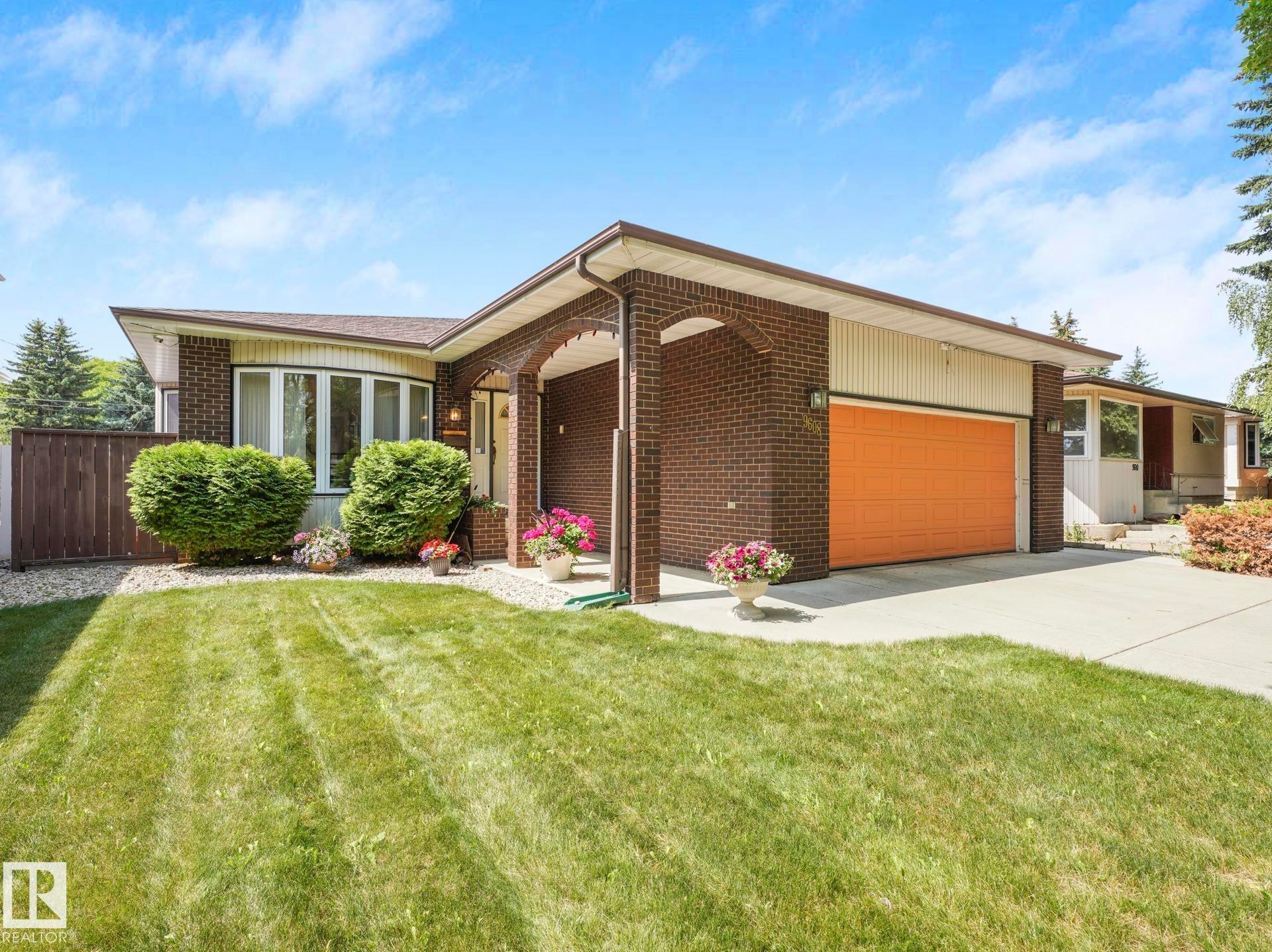 9608 150 Street Nw, Edmonton, AB
