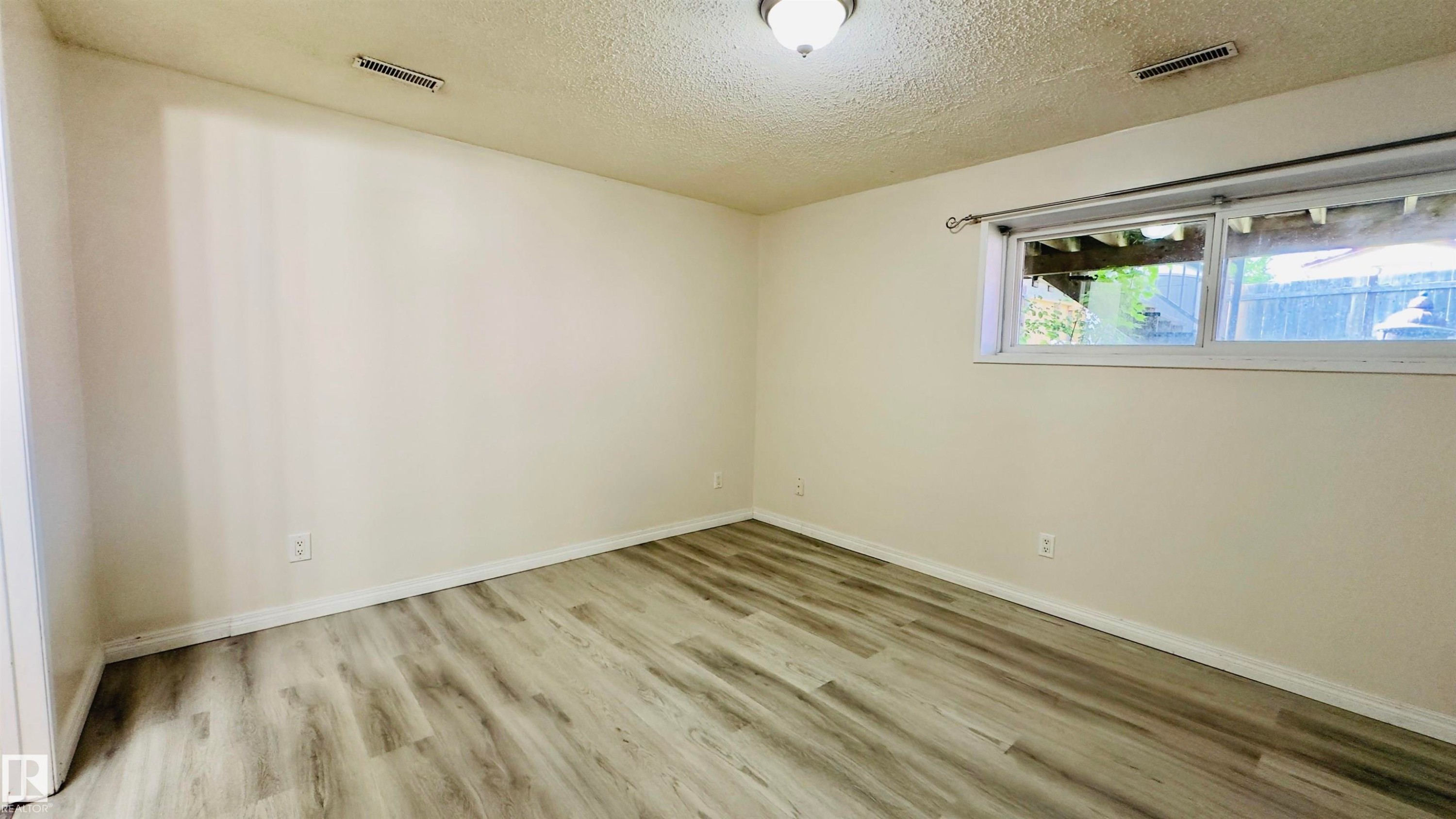 3609 43 Avenue, Edmonton, AB