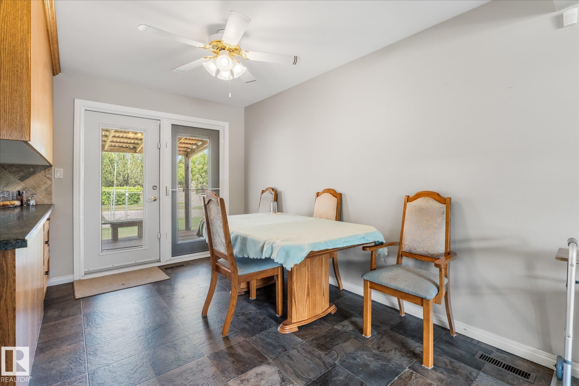 13 Oatway Drive, Stony Plain, AB
