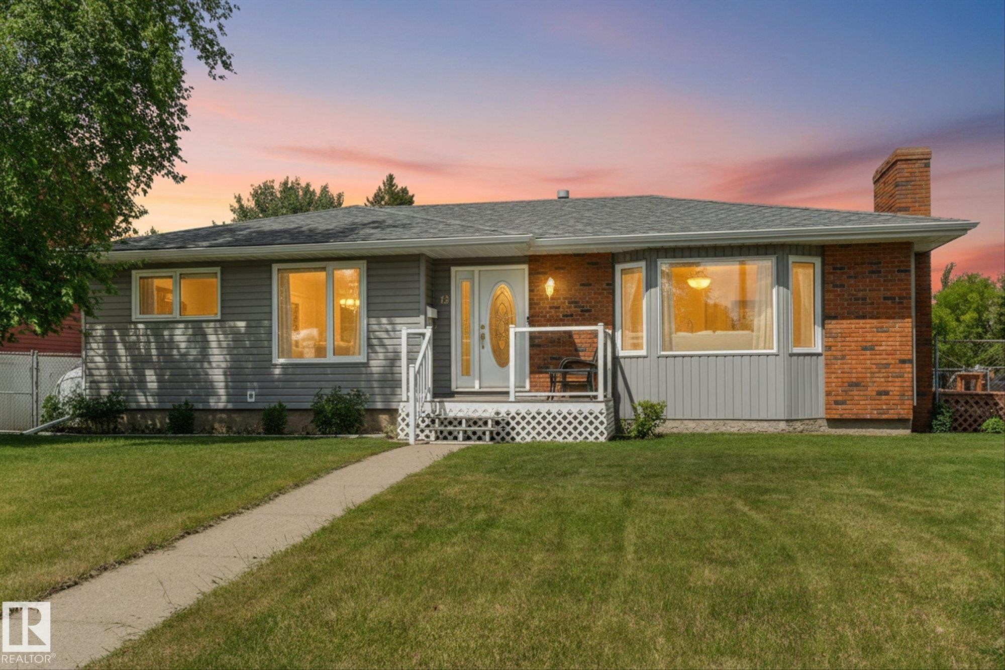 13 Oatway Drive, Stony Plain, AB