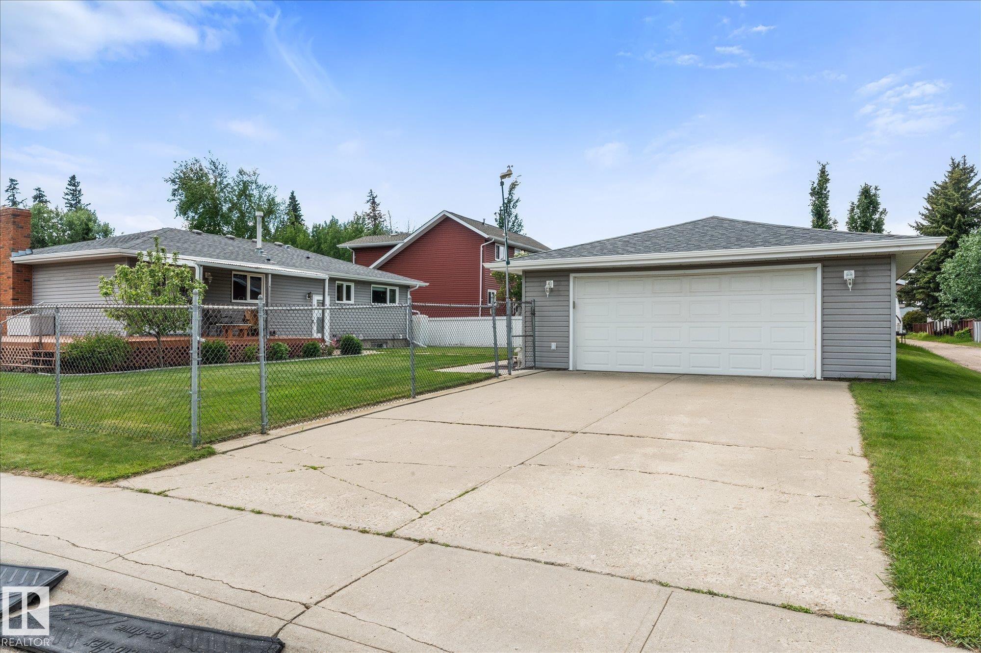 13 Oatway Drive, Stony Plain, AB