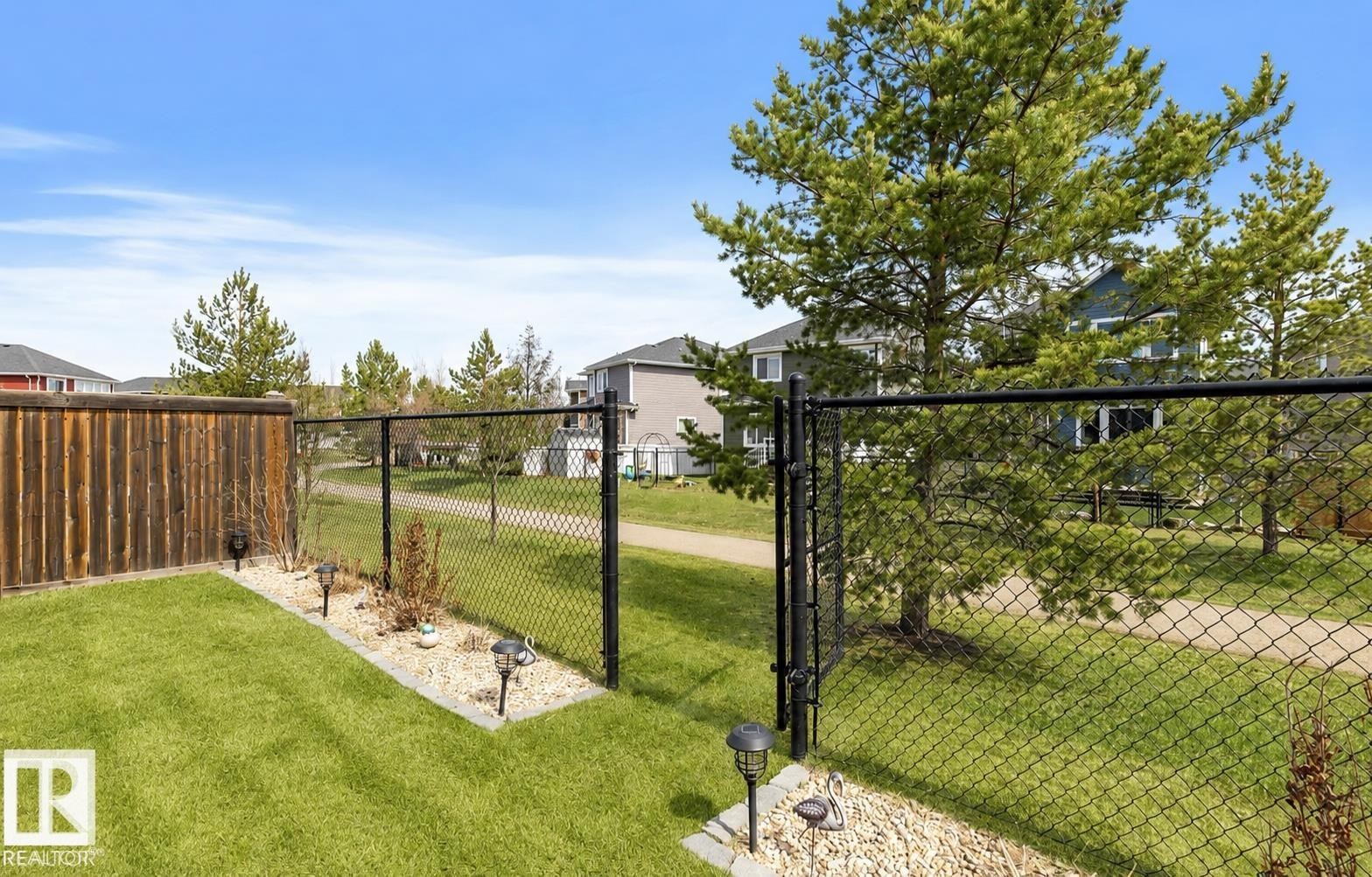 357 Simpkins Wynd, Leduc, AB
