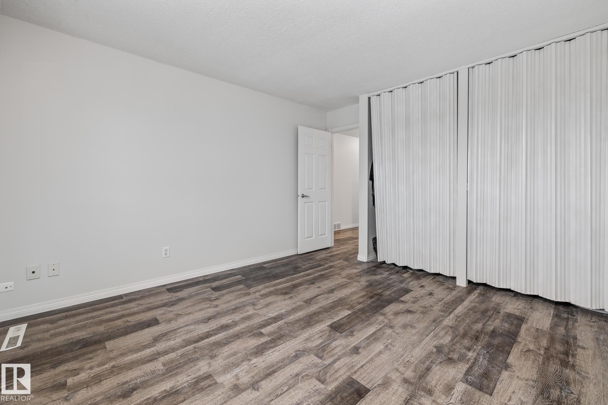 145B Royal Road, Edmonton, AB