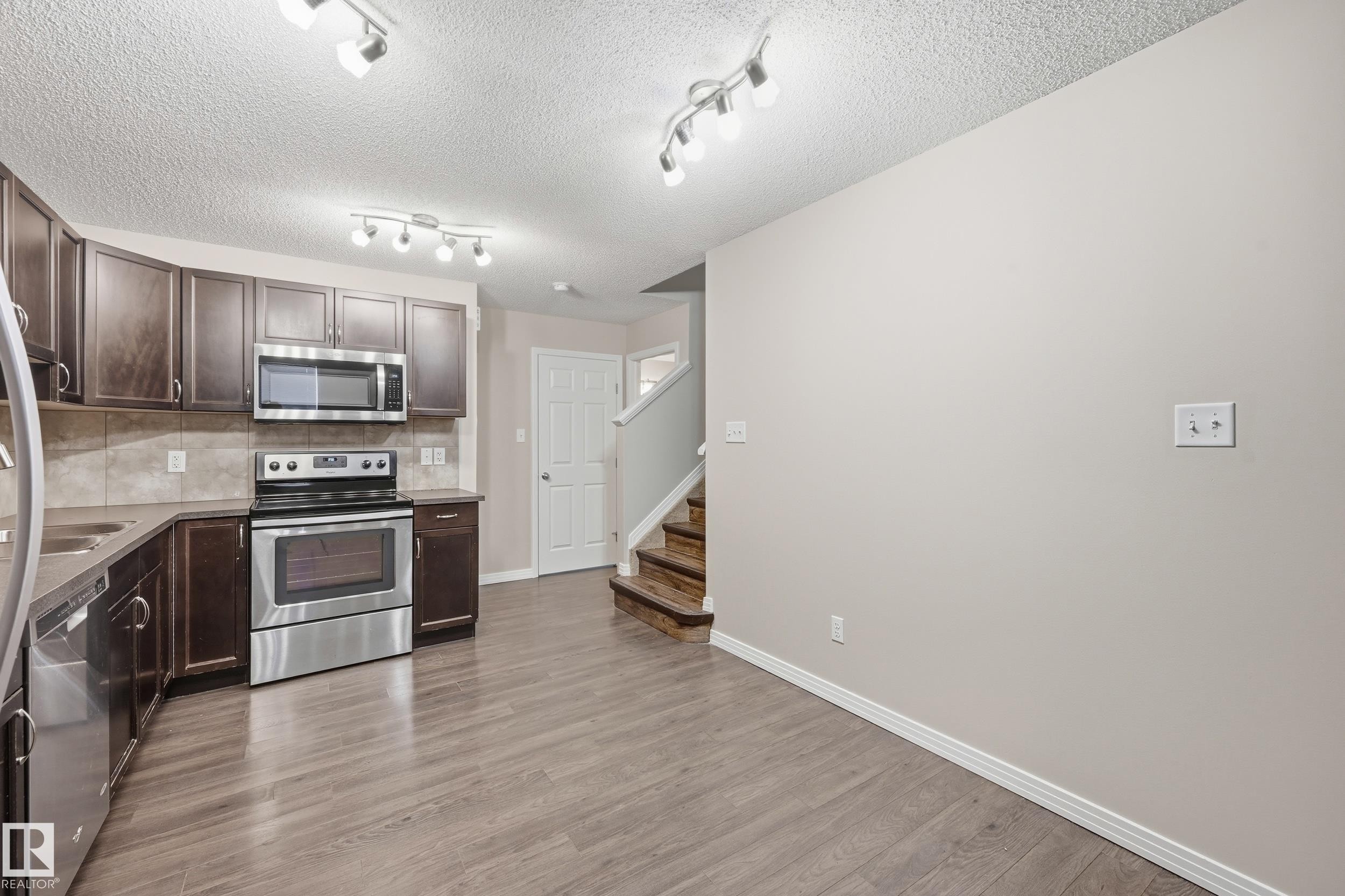 3528 Claxton Crescent, Edmonton, AB