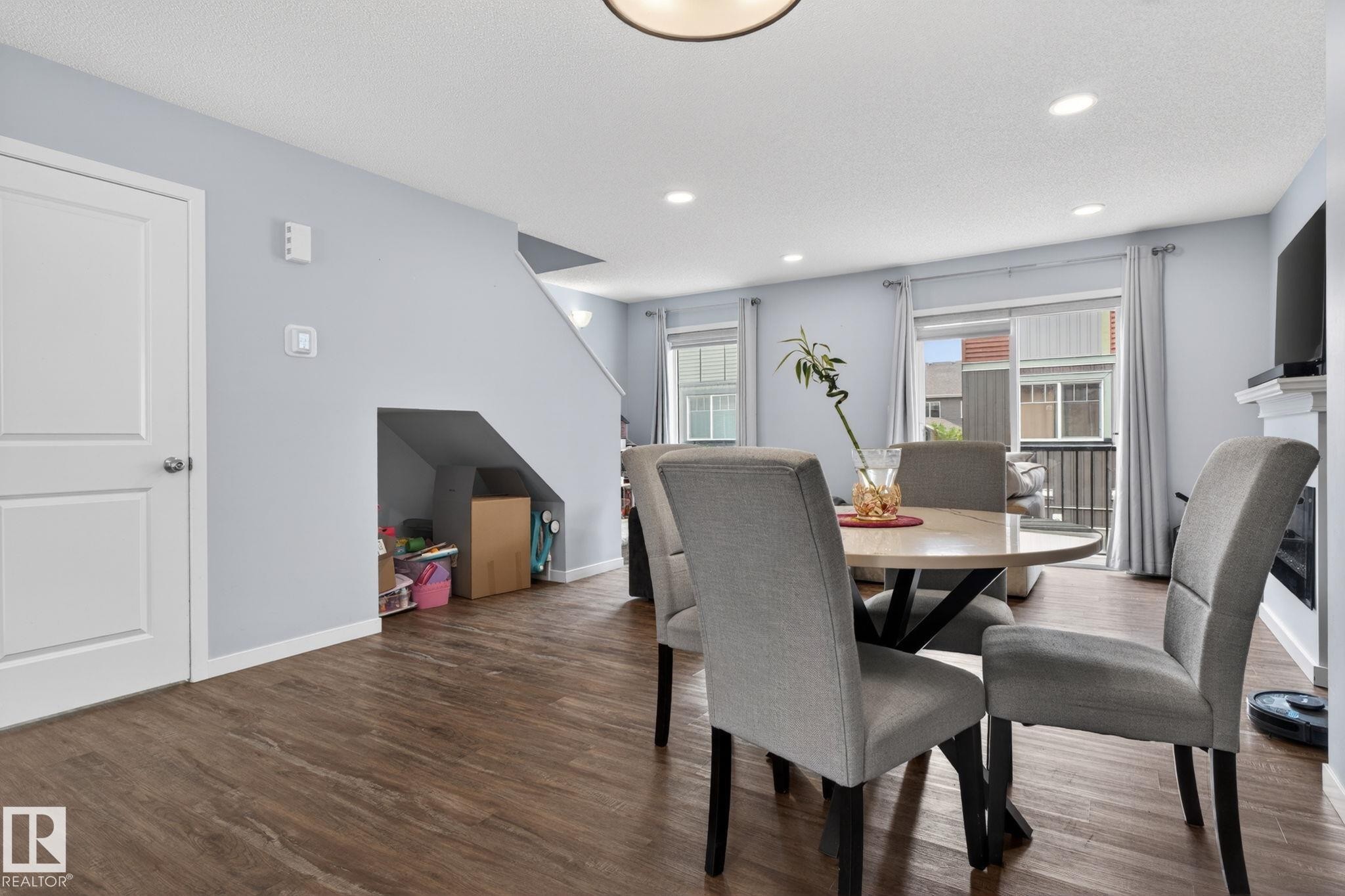 Dining area - 62 3305 Orchards Link, Edmonton, AB