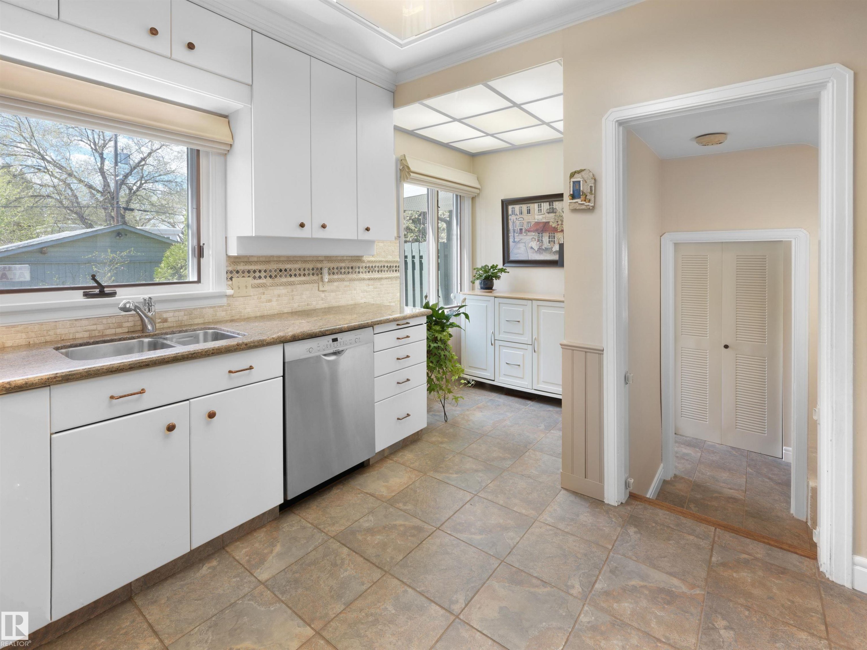 9202 117 Street, Edmonton, AB