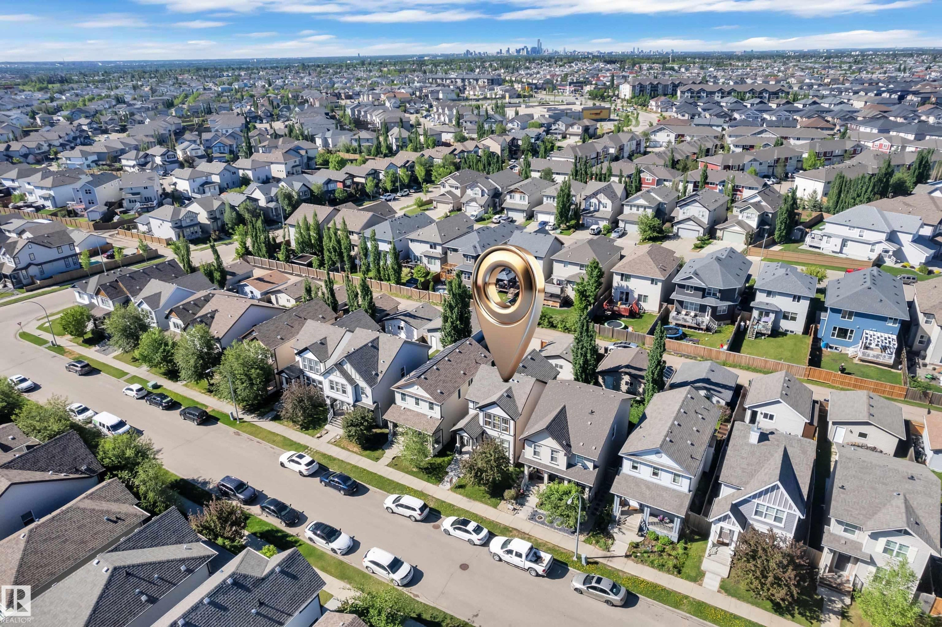 Residential neighborhood featuring a grid-patterned street layout and uniform lot sizes - 621 Mcdonough Link Link, Edmonton, AB