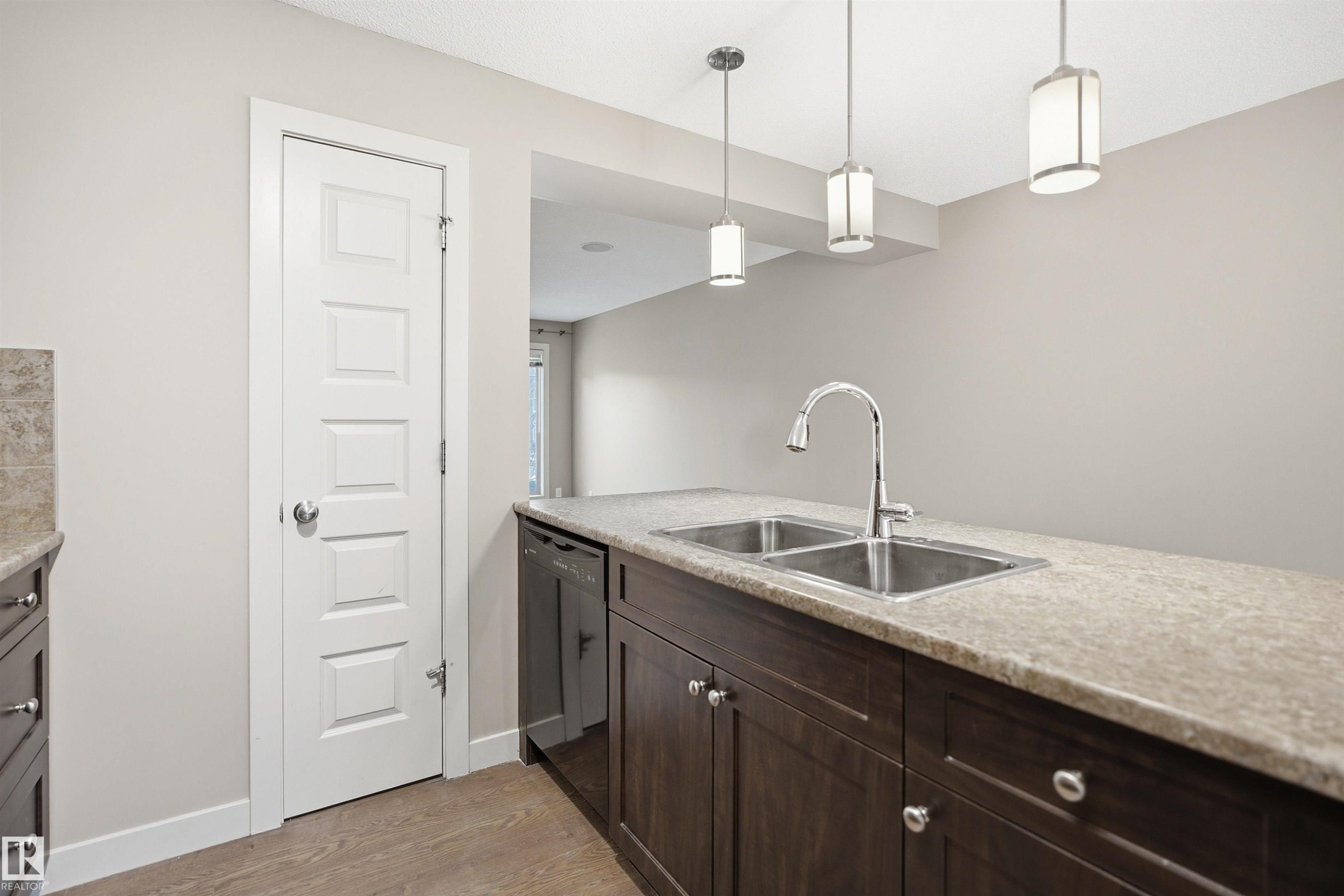 1780 Cunningham Wy, Edmonton, AB