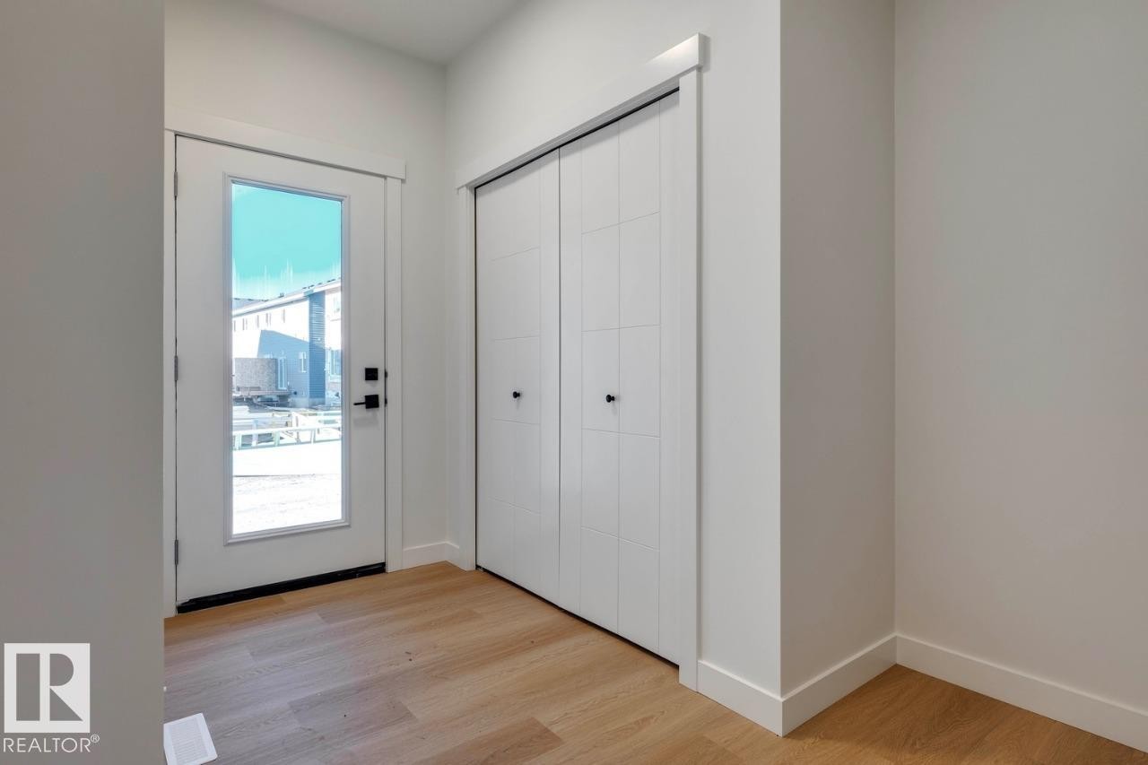 9 710 Mattson Drive, Edmonton, AB