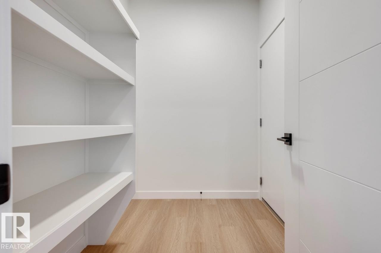 9 710 Mattson Drive, Edmonton, AB