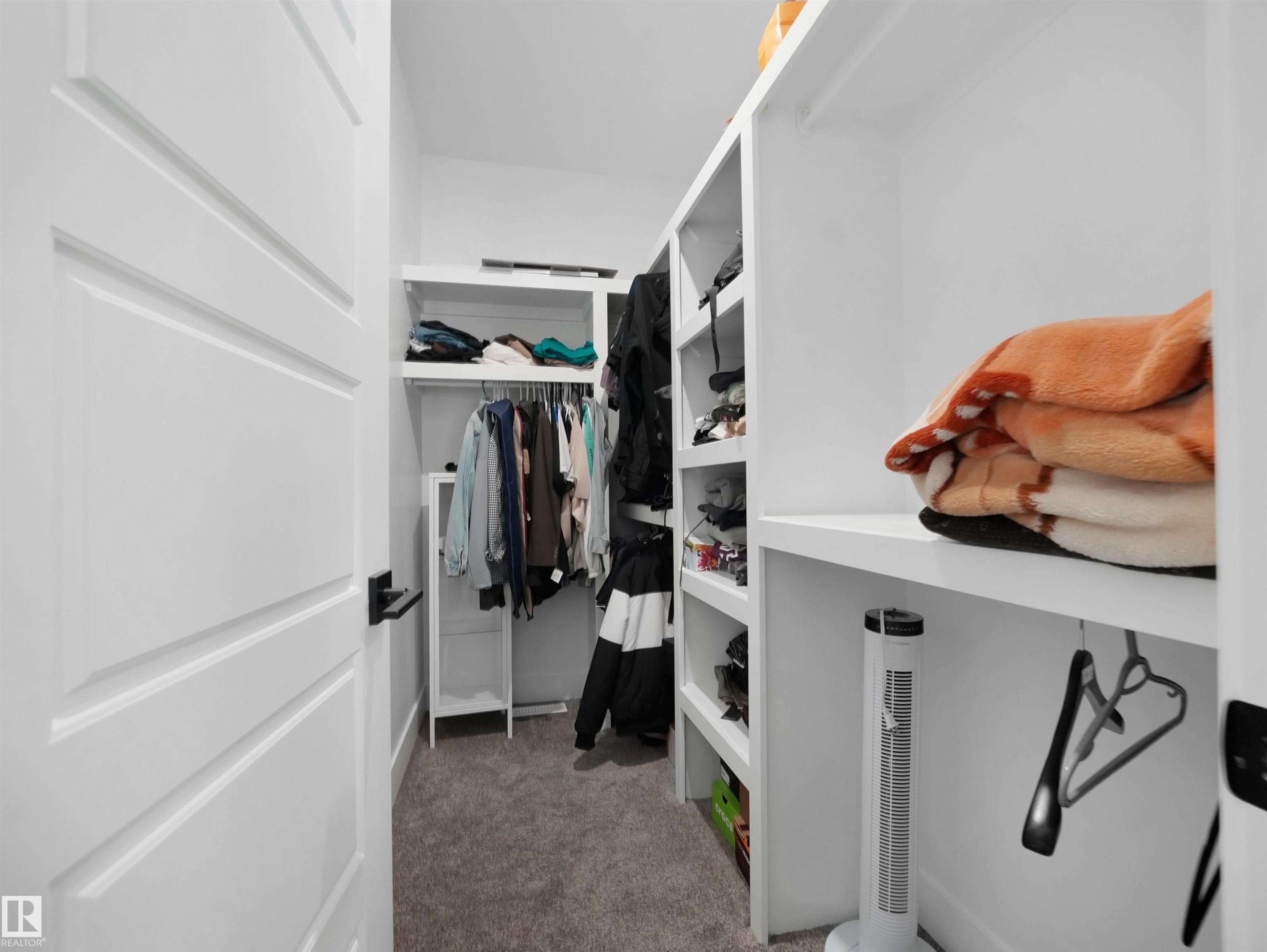 2928 1 Avenue, Edmonton, AB - Indoor With Storage